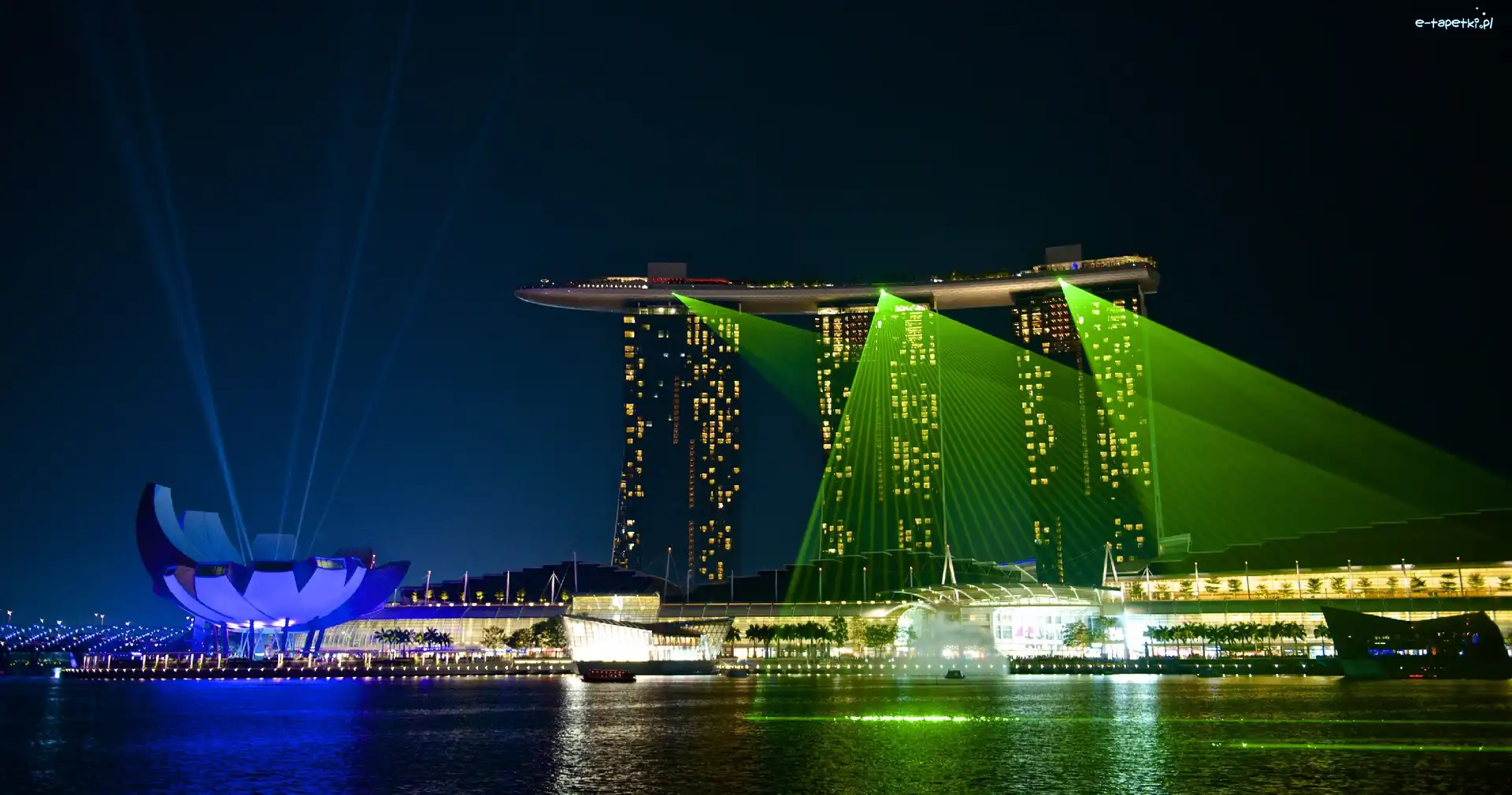Noc, Miasto, Singapur