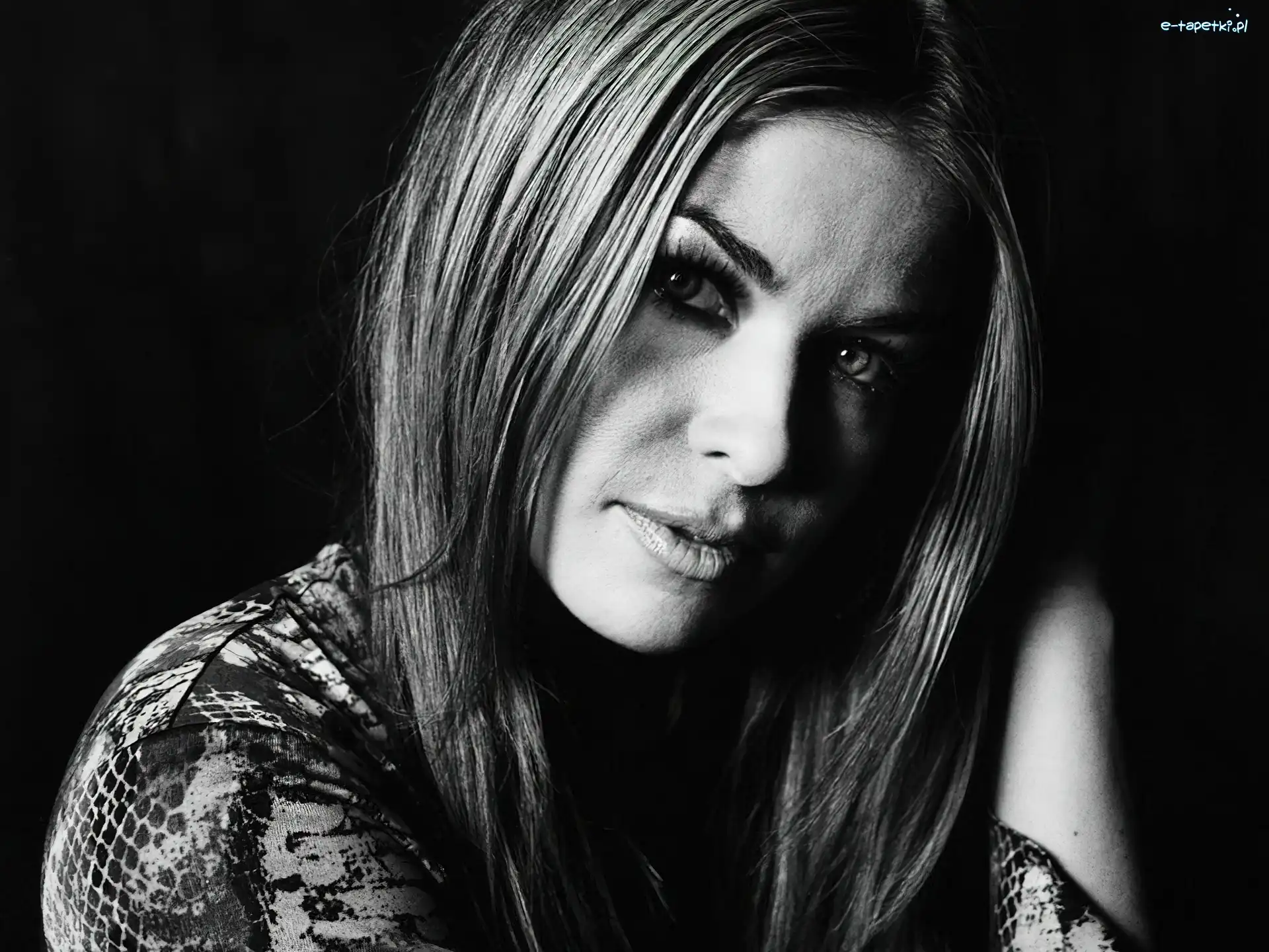 twarz, Carmen Electra