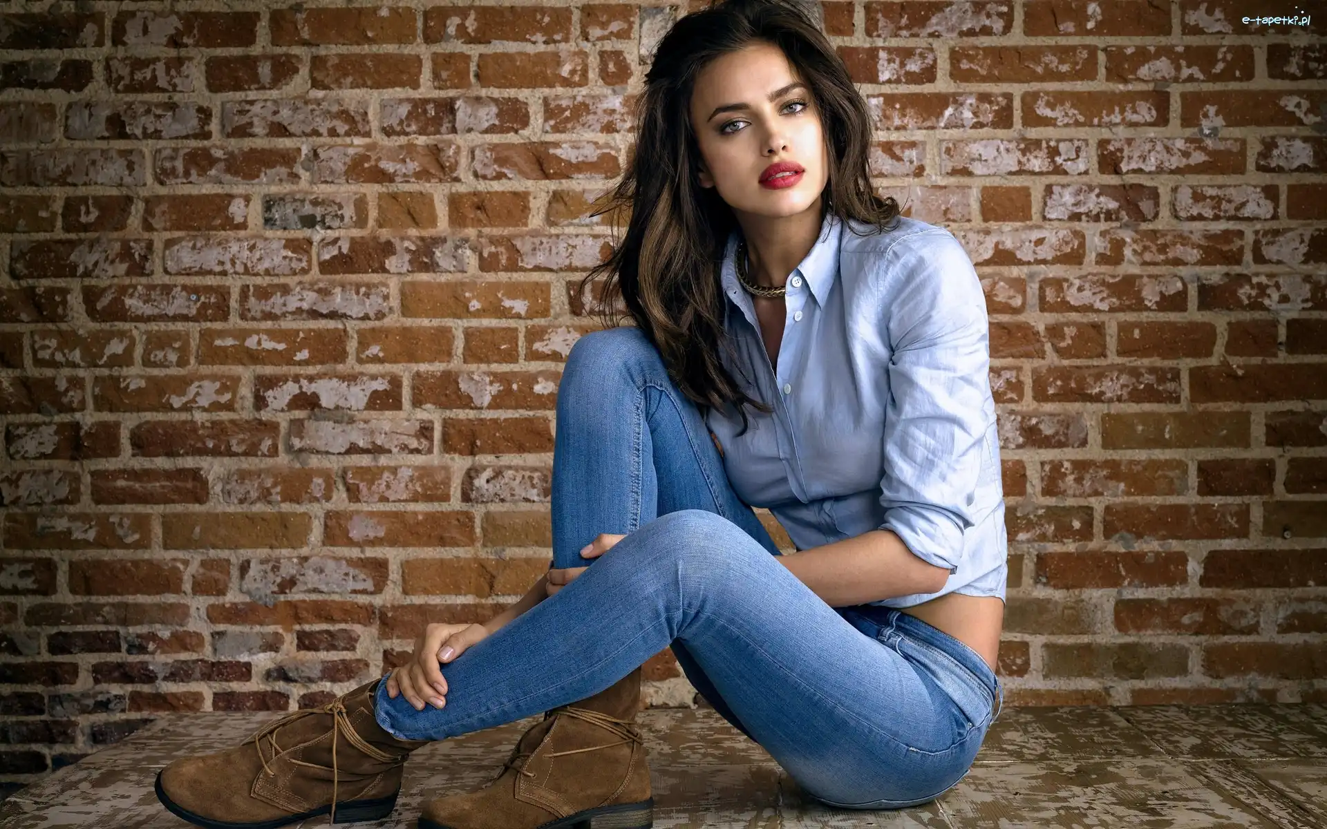 Modelka, Mur, Makijaż, Brunetka