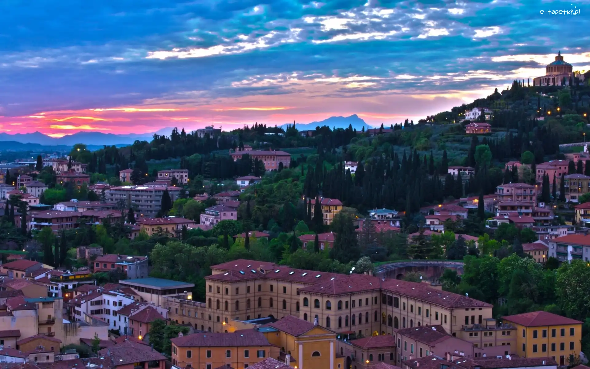 Miasta, Góry, Chmury, Drzewa, Domy, Panorama, Verona