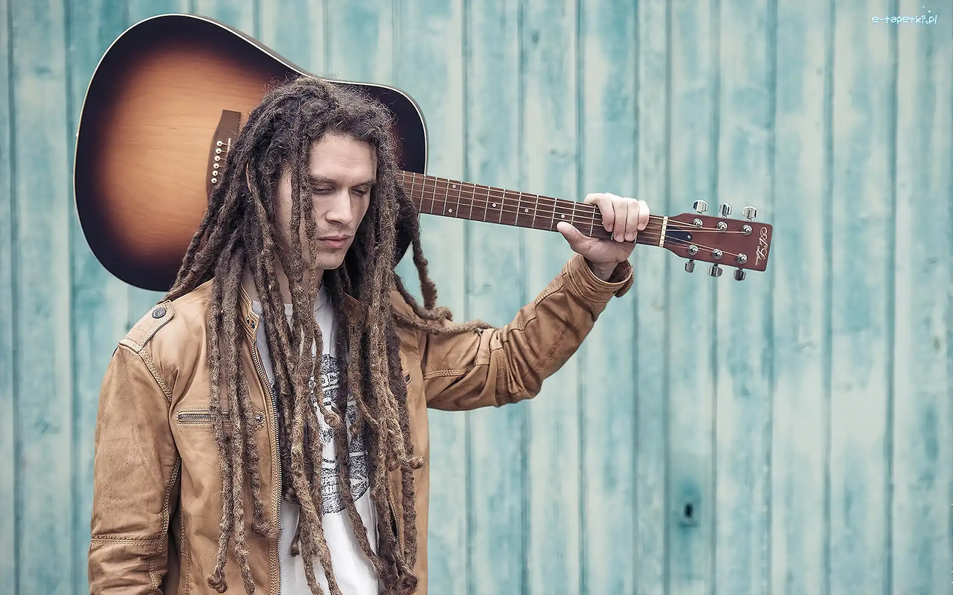 Gitara, Dredy, Mężczyzna