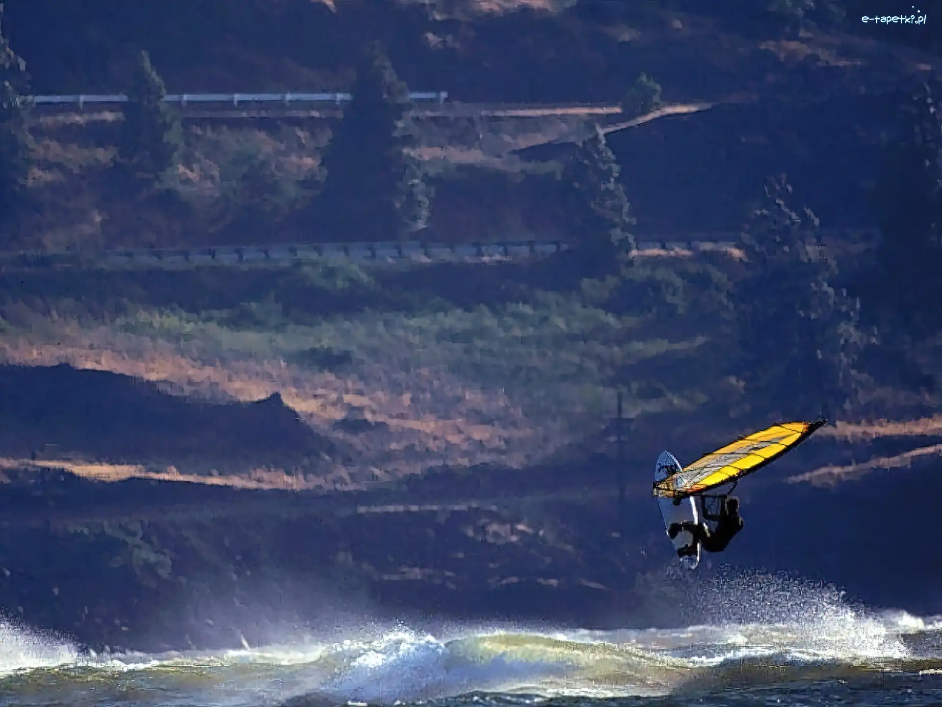 żółty żagiel, Windsurfing