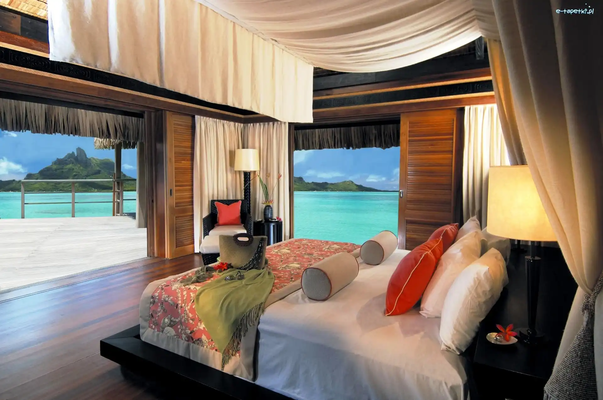 Bora Bora, Pokój, Hotel