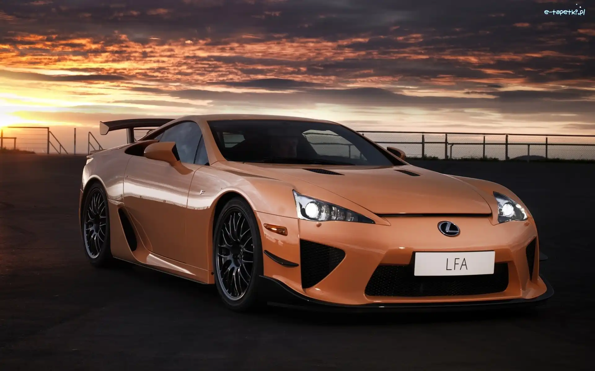 LFA, Lexus