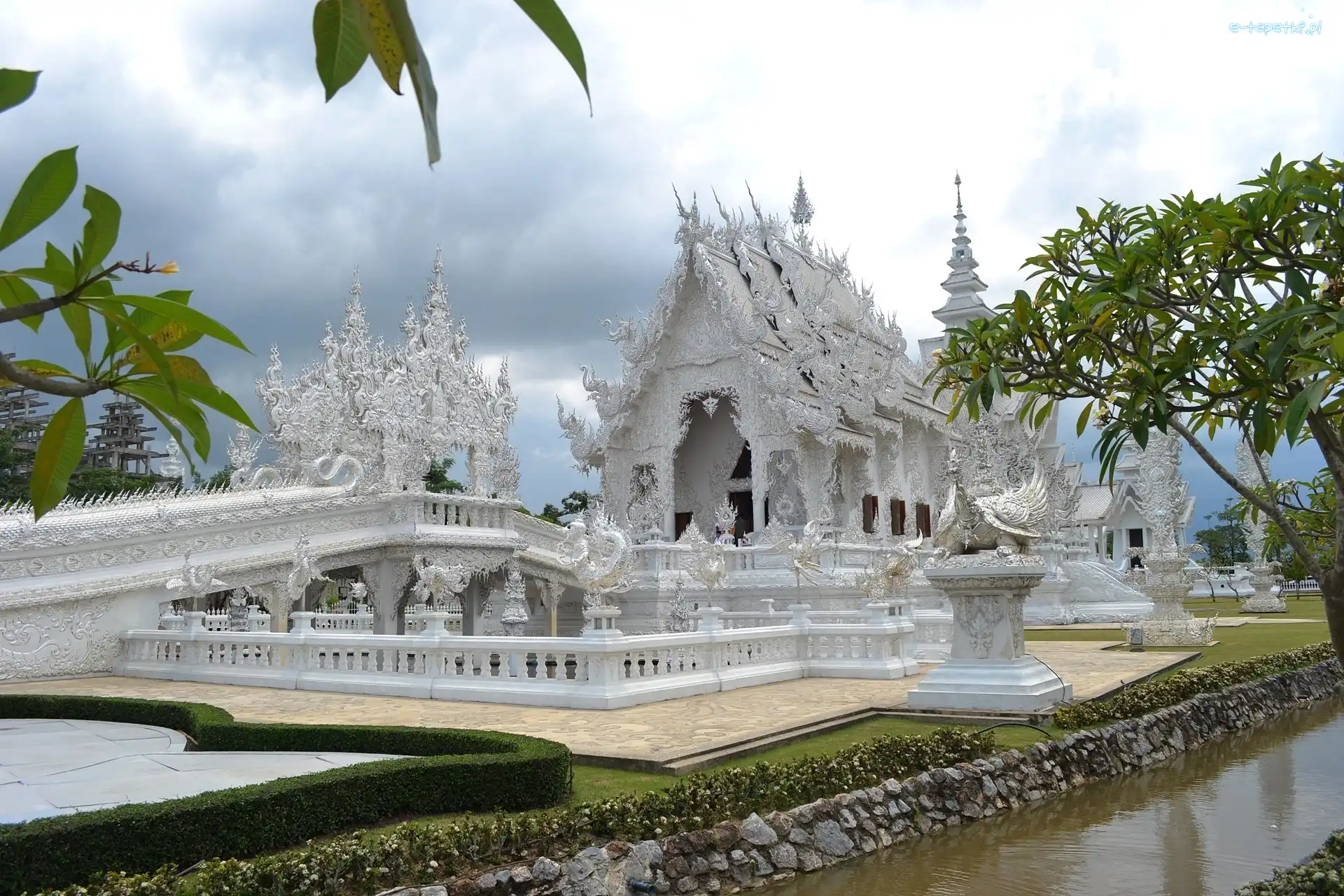 Wat Rong Khun, Tajlandia, Prowincja Chiang Rai, Biała Świątynia
