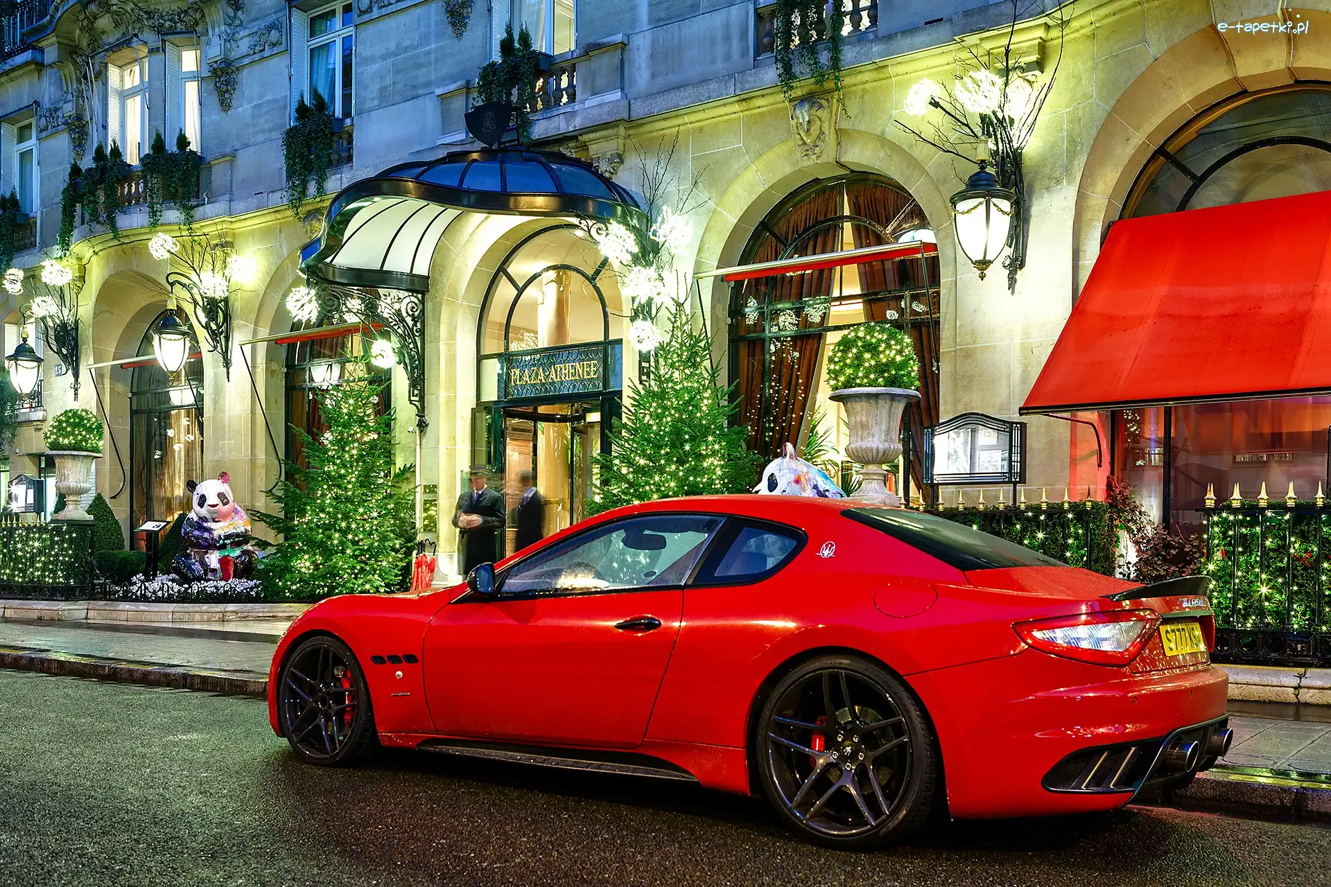 Maserati, Wejście, Hotel, Czerwony