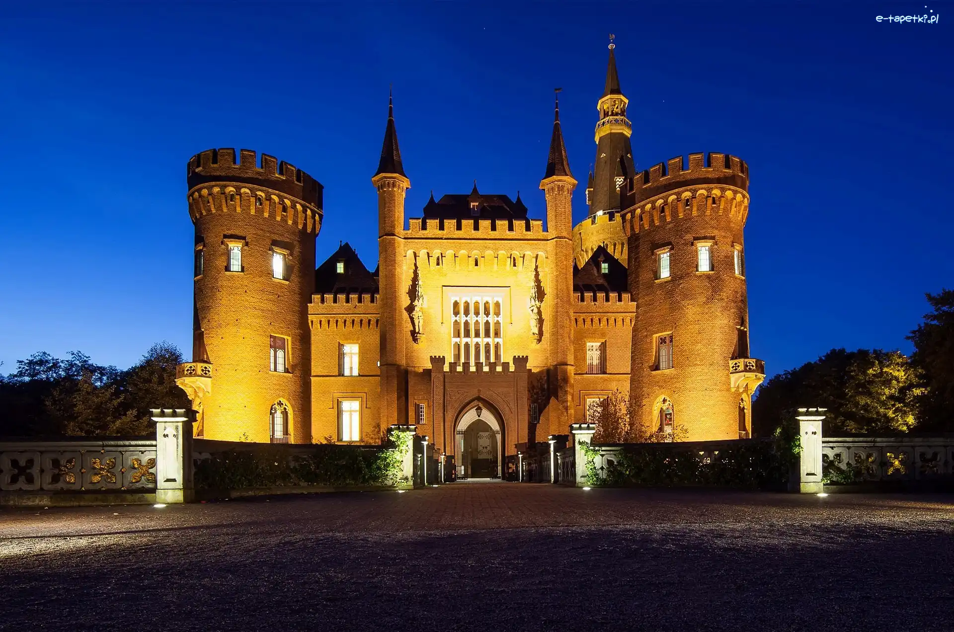 Oświetlony, Miejscowość Kleve, Zamek Moyland, Niemcy, Nardenia Północna - Westfalia