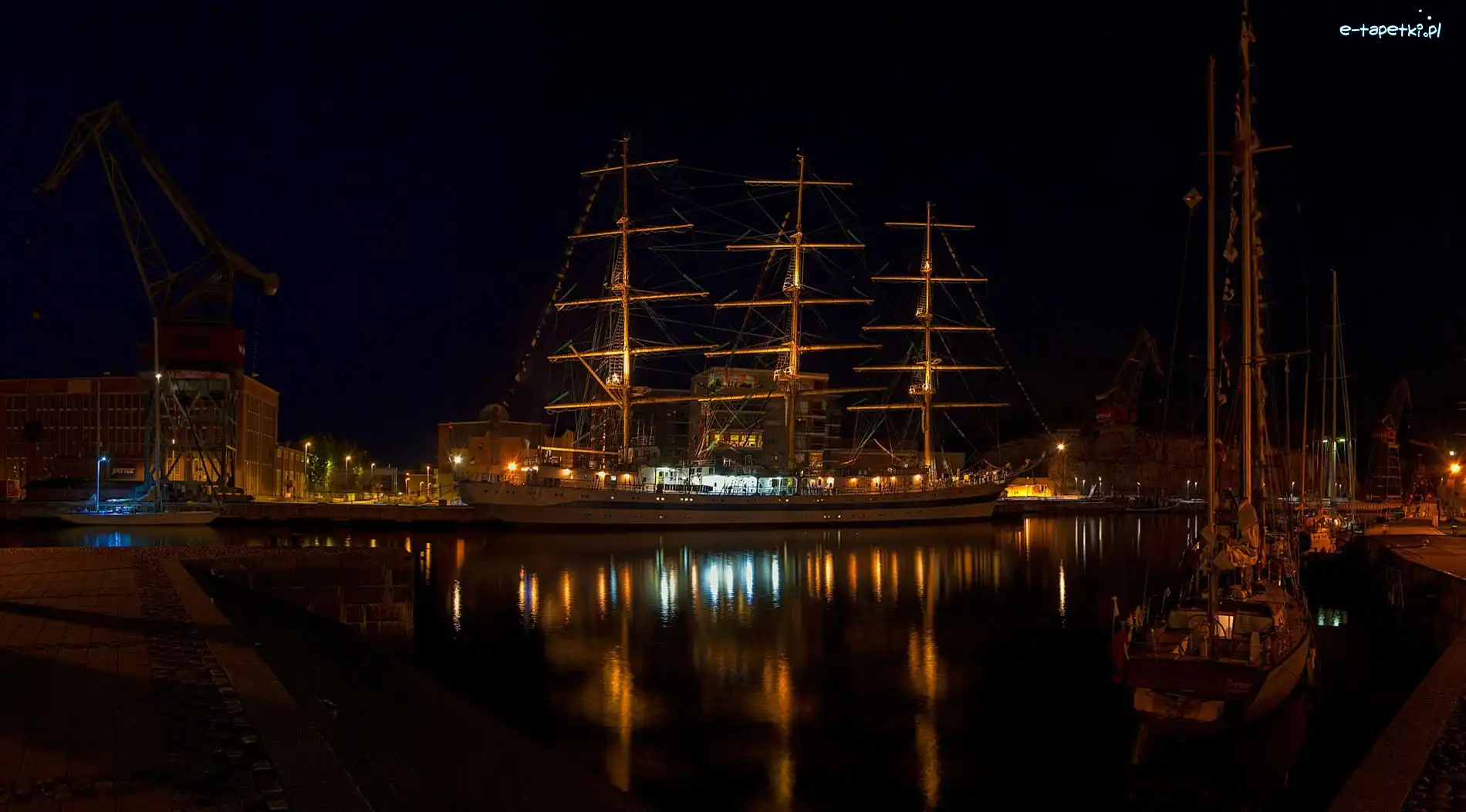 Noc, Żaglowiec, Żaglówki, Port