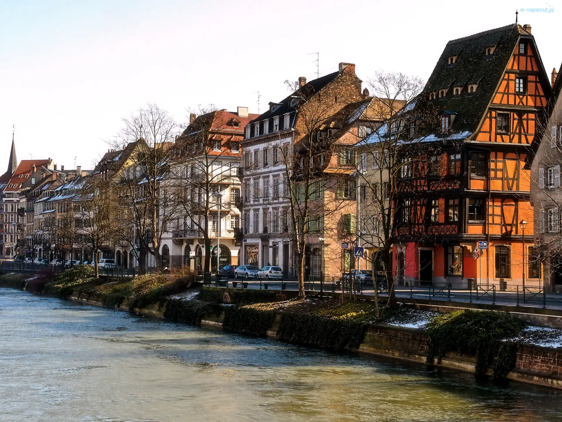 Francja, Kamienice, Strasbourg, Drzewa, Rzeka