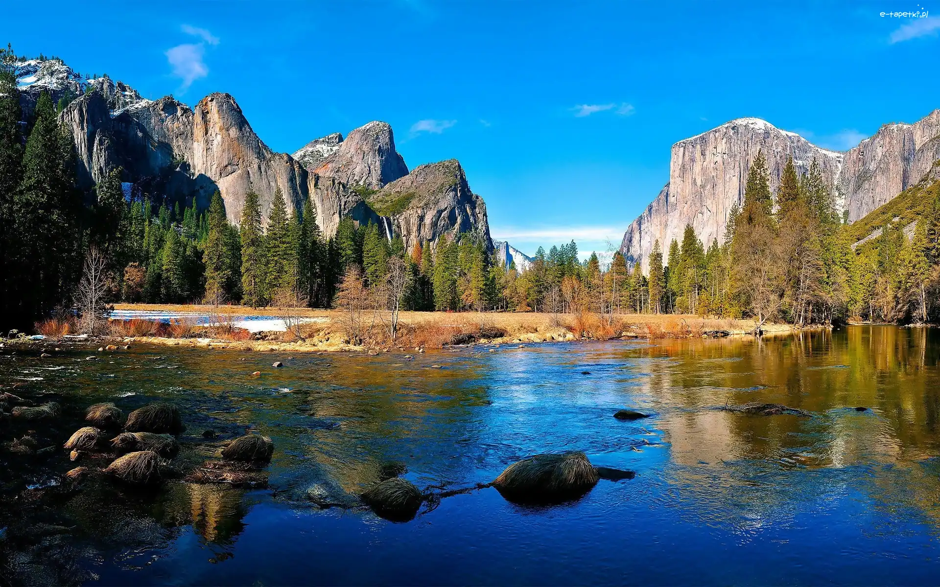 Rzeka, Park Narodowy Yosemite, Góry, Stan Kalifornia, Stany Zjednoczone, Chmury, Lasy