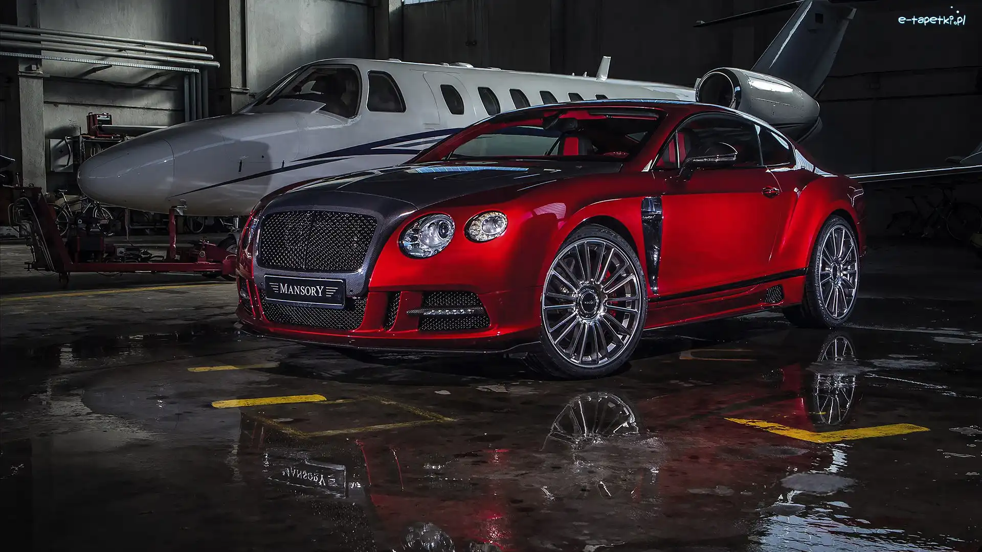 Czerwony, Continental, Bentley, Hangar, Samolot
