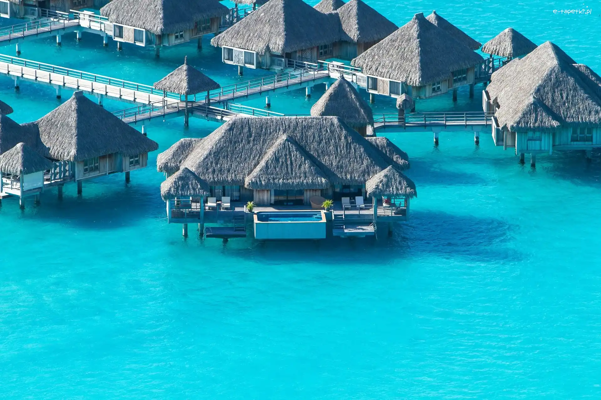 Bora Bora, Morze