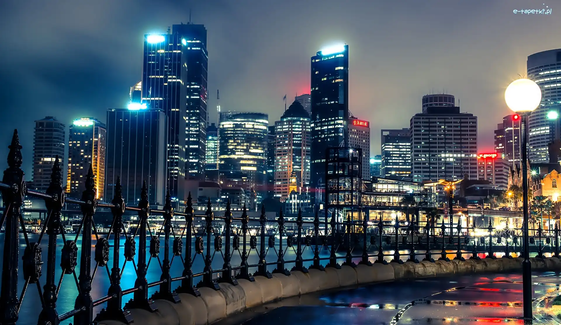 Nocą, Sydney