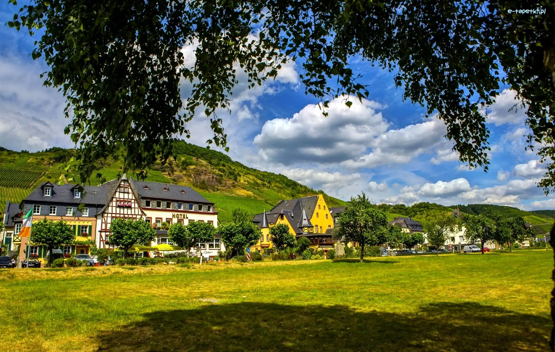 Miasteczko, Niemcy, Ediger-Eller, Hotel
