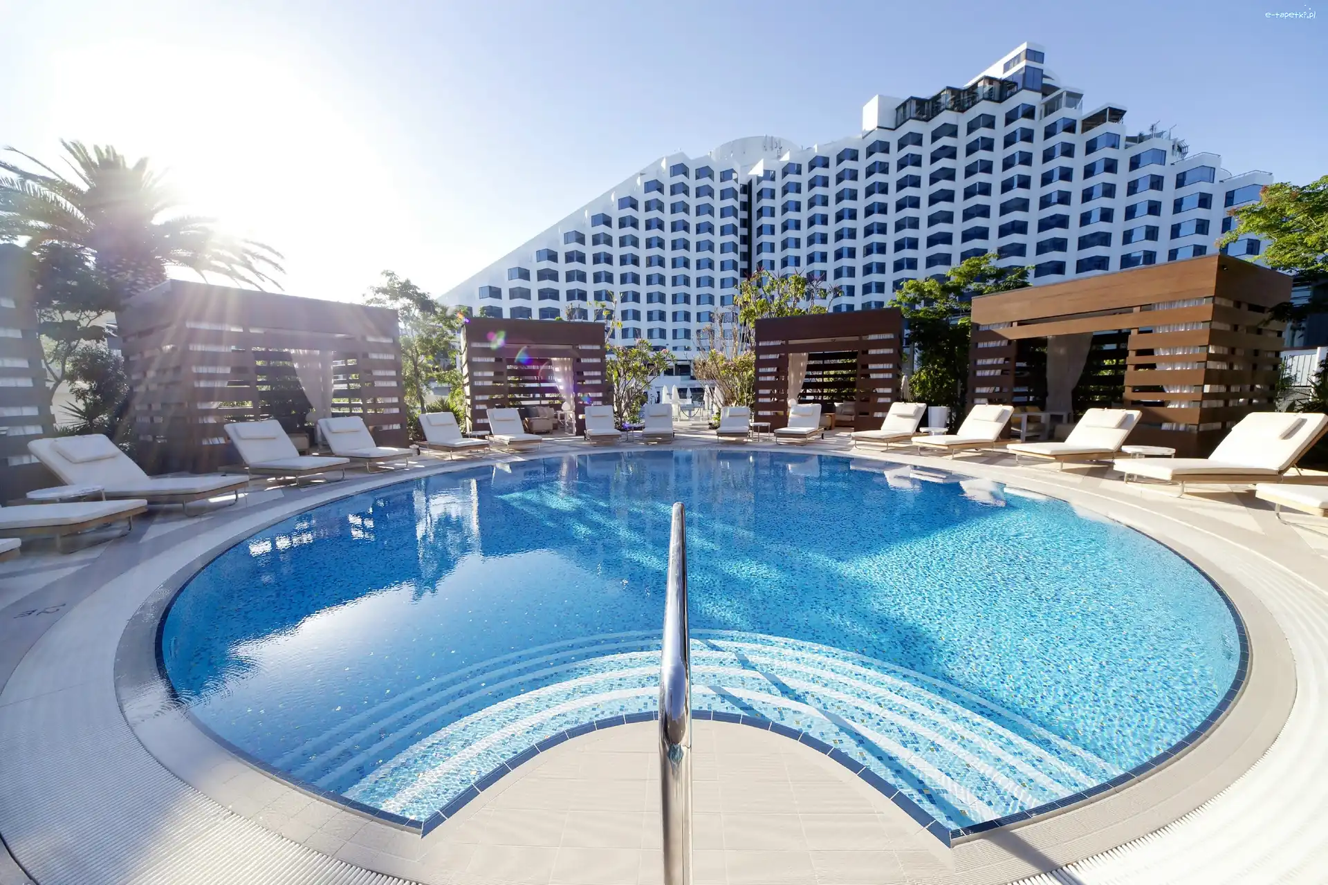 Hotel, Basen