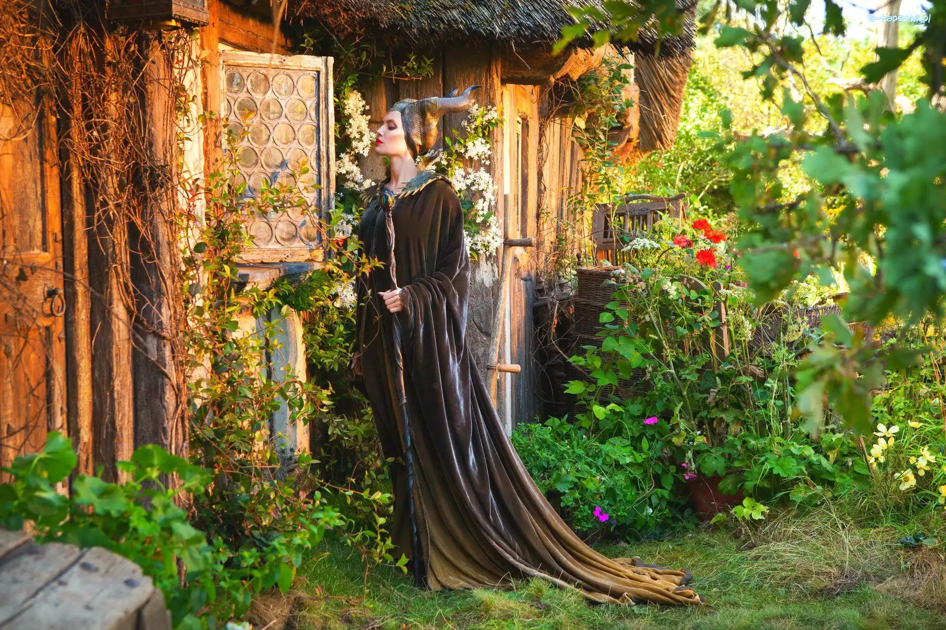Angelina Jolie, Czarownica