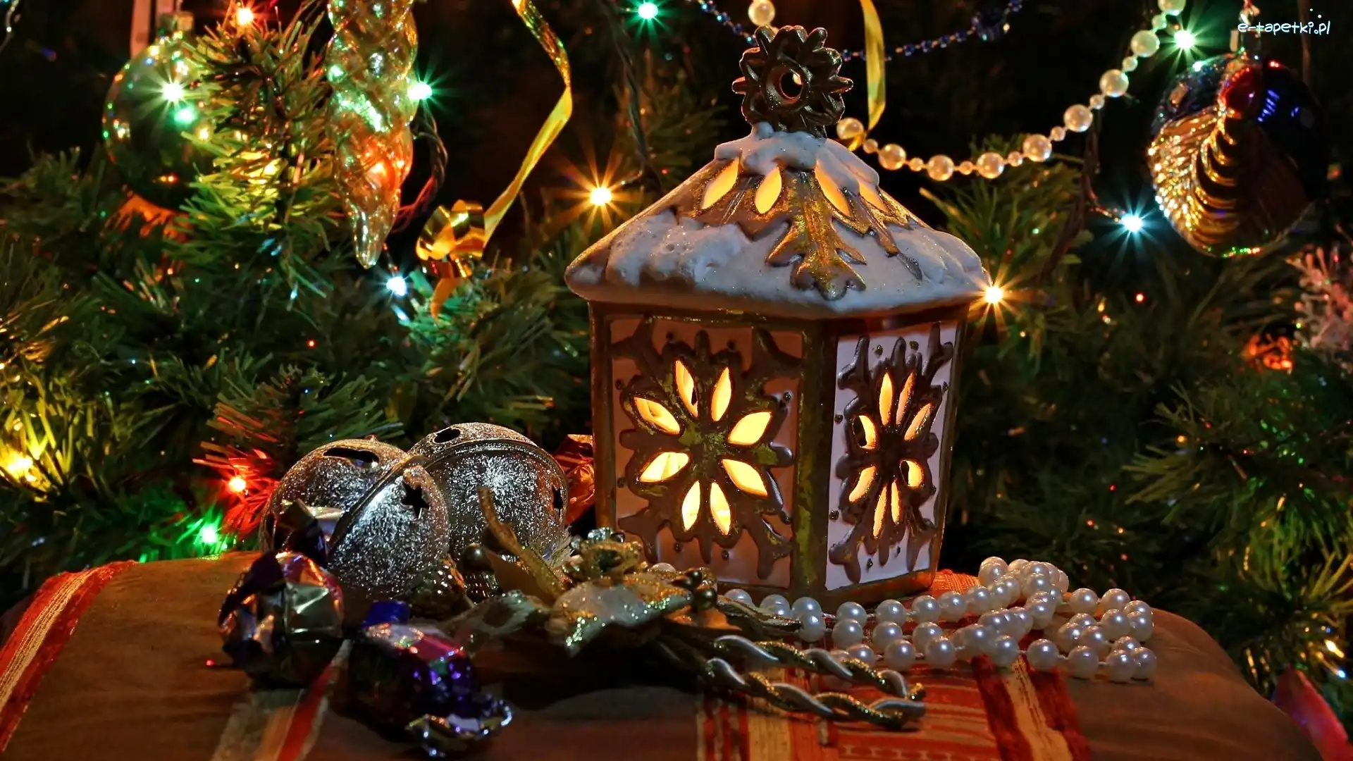 Boże Narodzenie, Koraliki, Bombki, Kompozycja, Światełka, Lampion