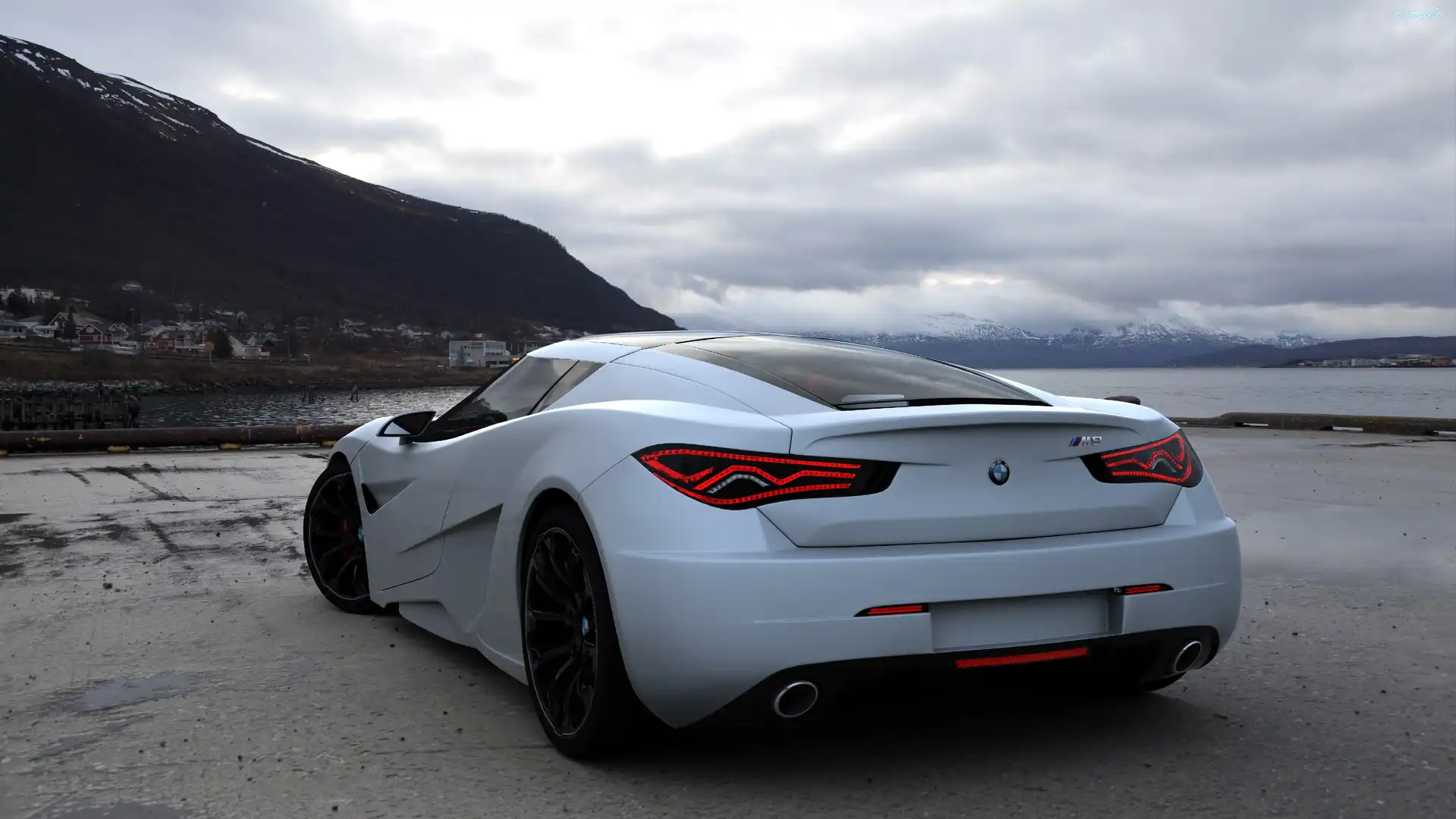 tył, BMW M9