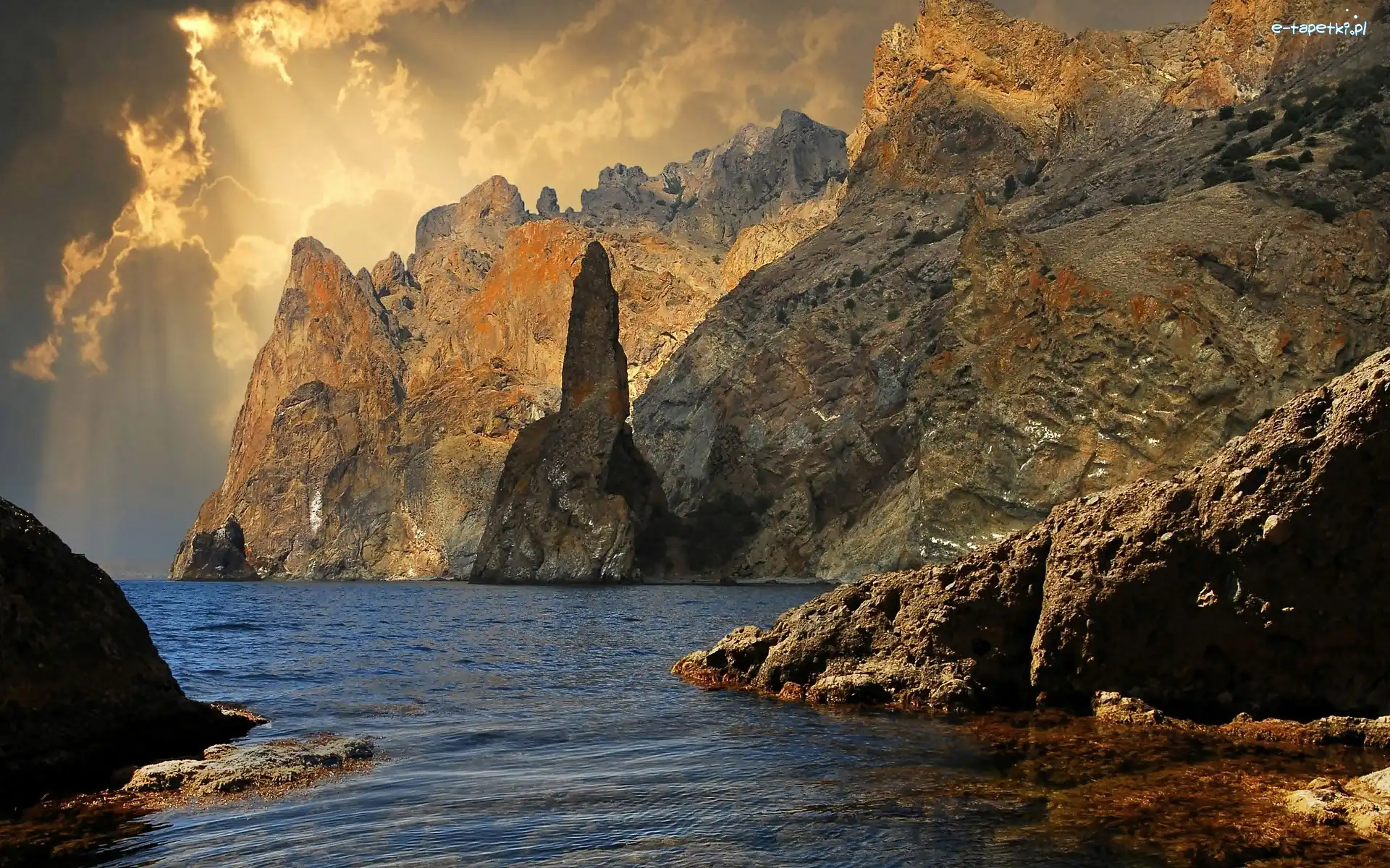Rzeka, Góry
