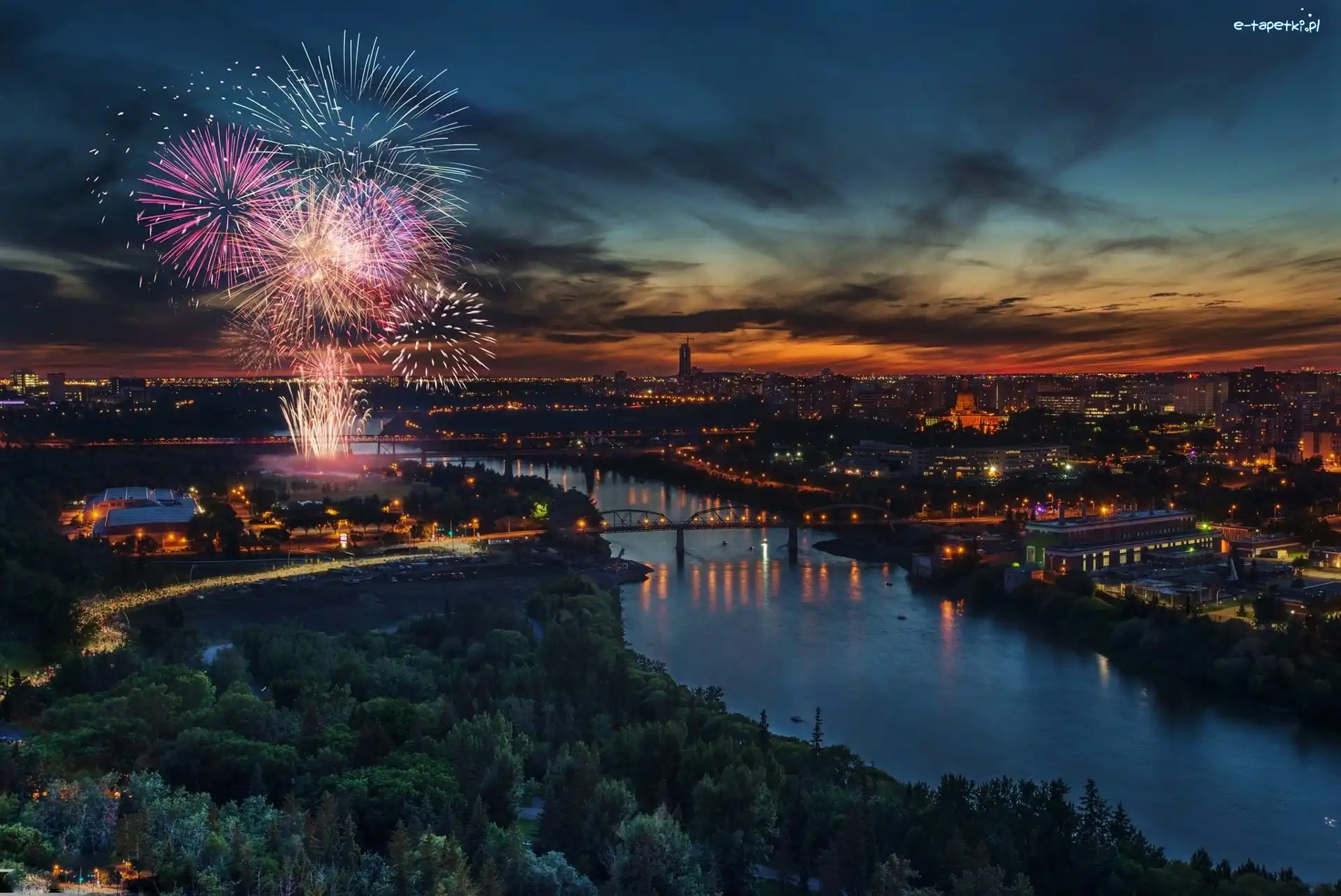 Miasto, Fajerwerki, Noc, Rzeka
