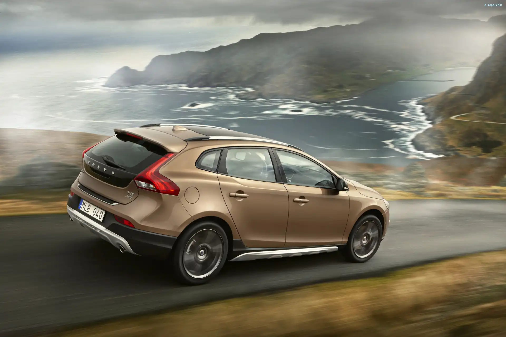 V40, Volvo, Złote