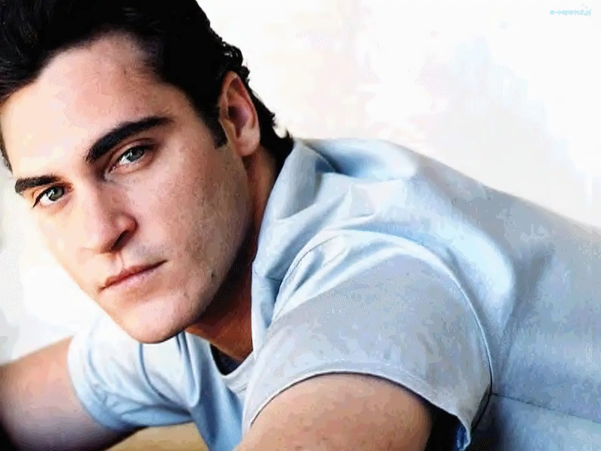 jasna koszulka, Joaquin Phoenix