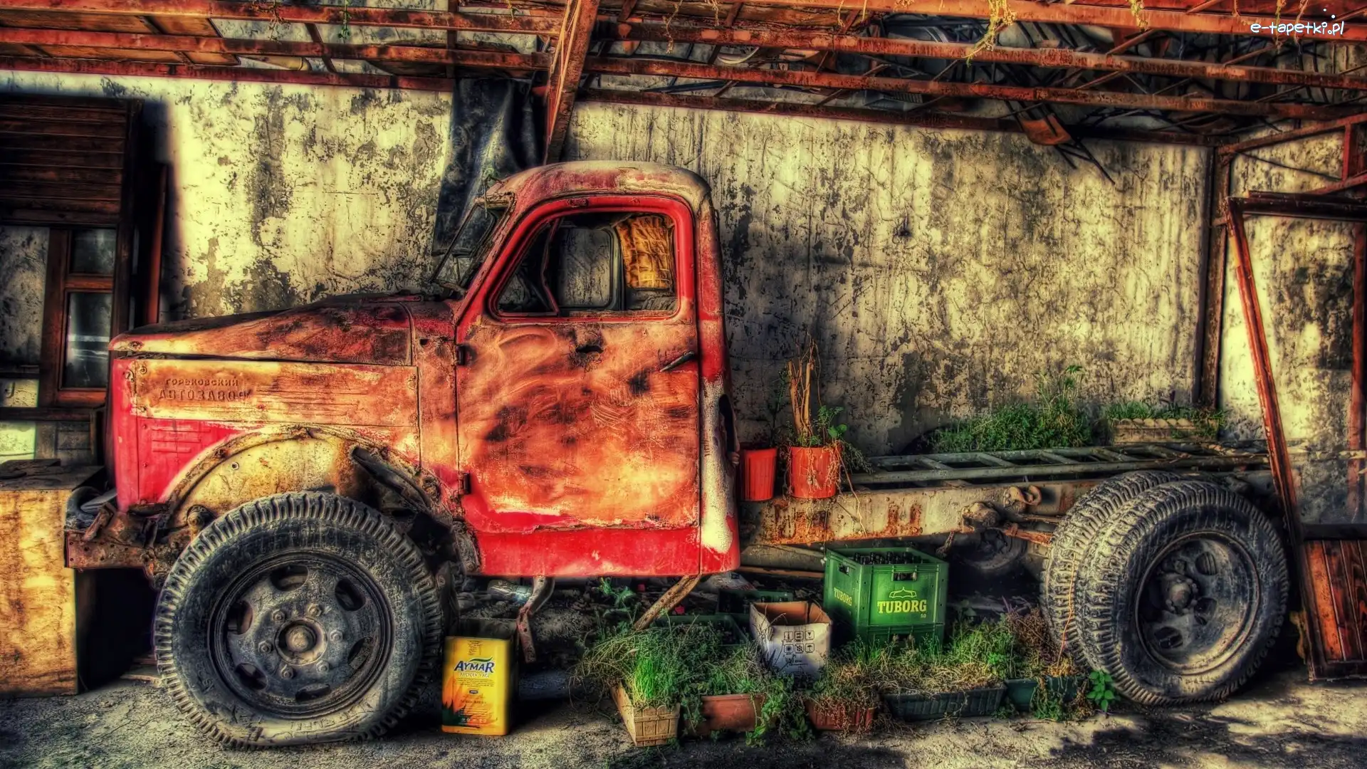 Doniczki, Skrzynki, Wiata, Rupiecie, Russian Truck, Samochód