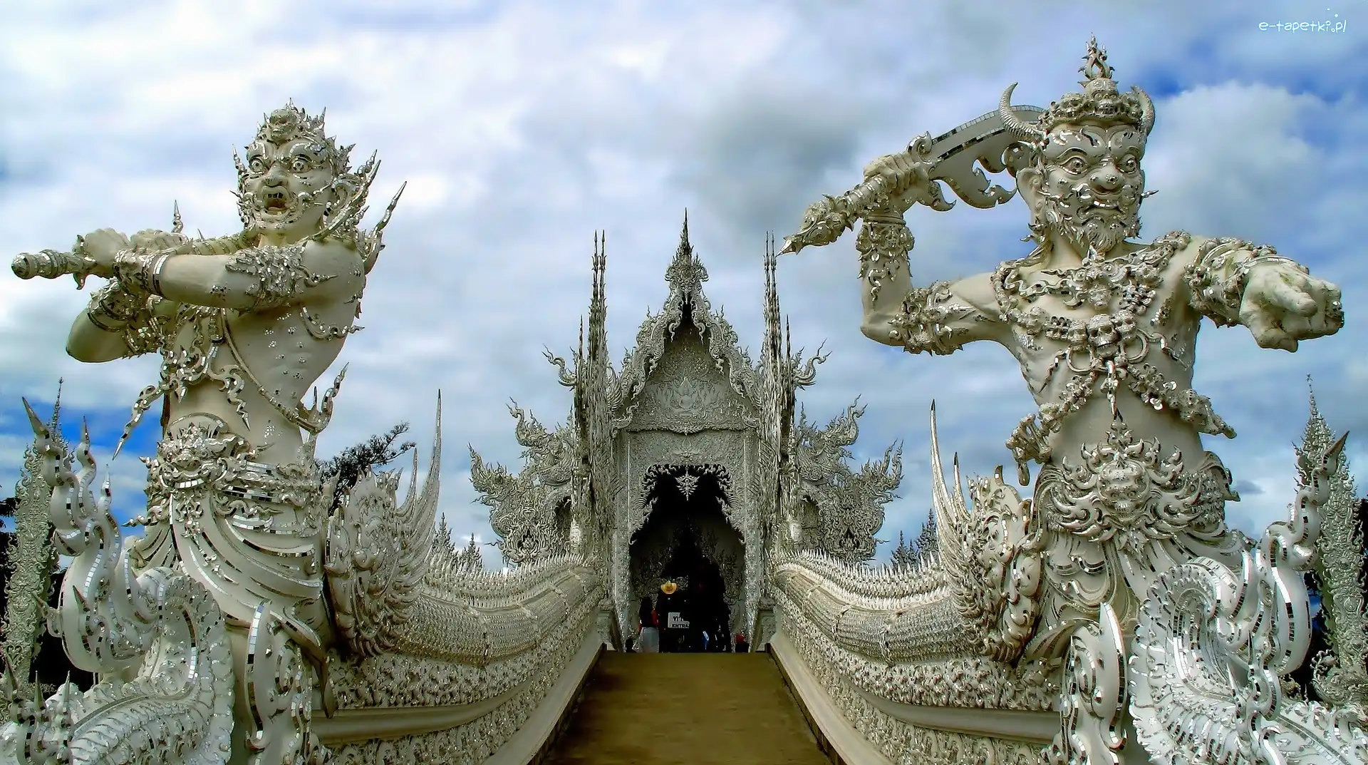Wat Rong Khun, Tajlandia, Prowincja Chiang Rai, Biała Świątynia