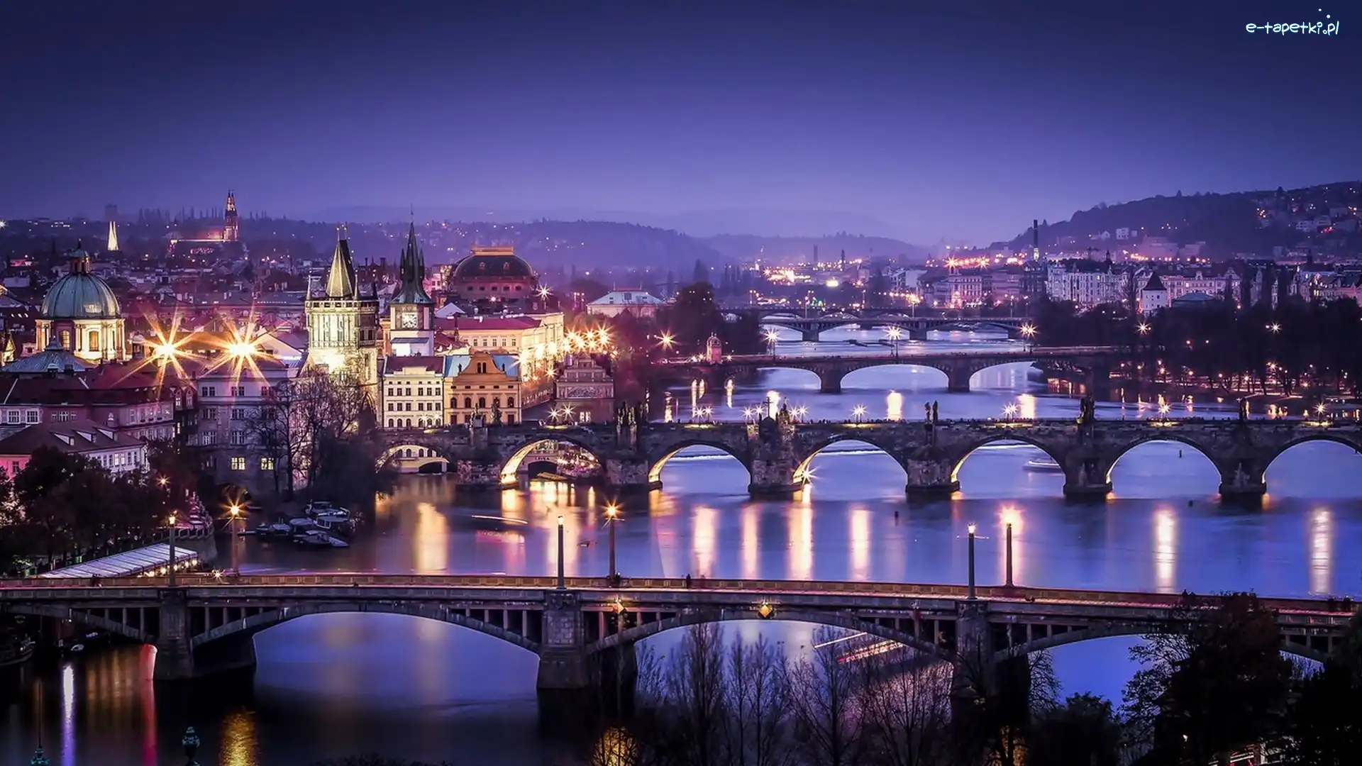 Praga, Zdjęcie, Miasta, Mosty, Rzeka, Czechy, Latarnie