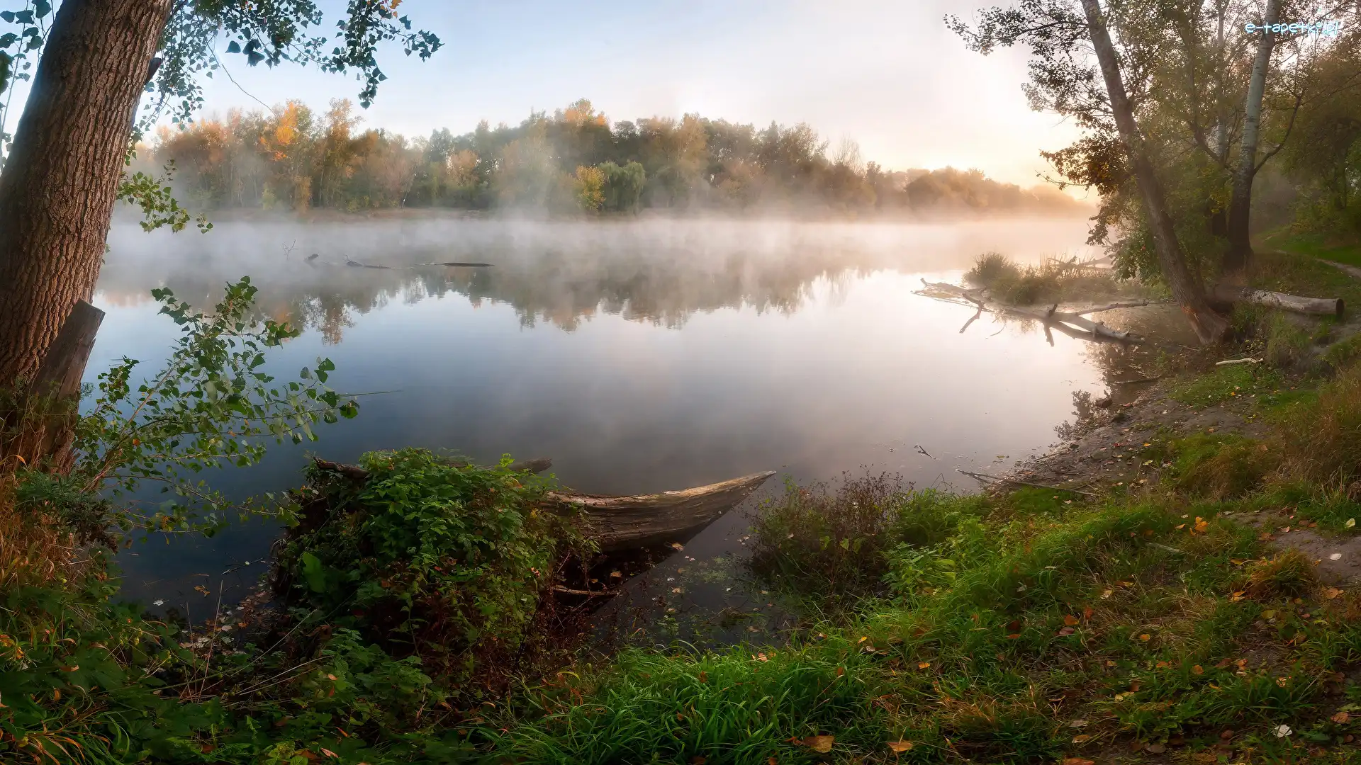 Mgła, Jezioro