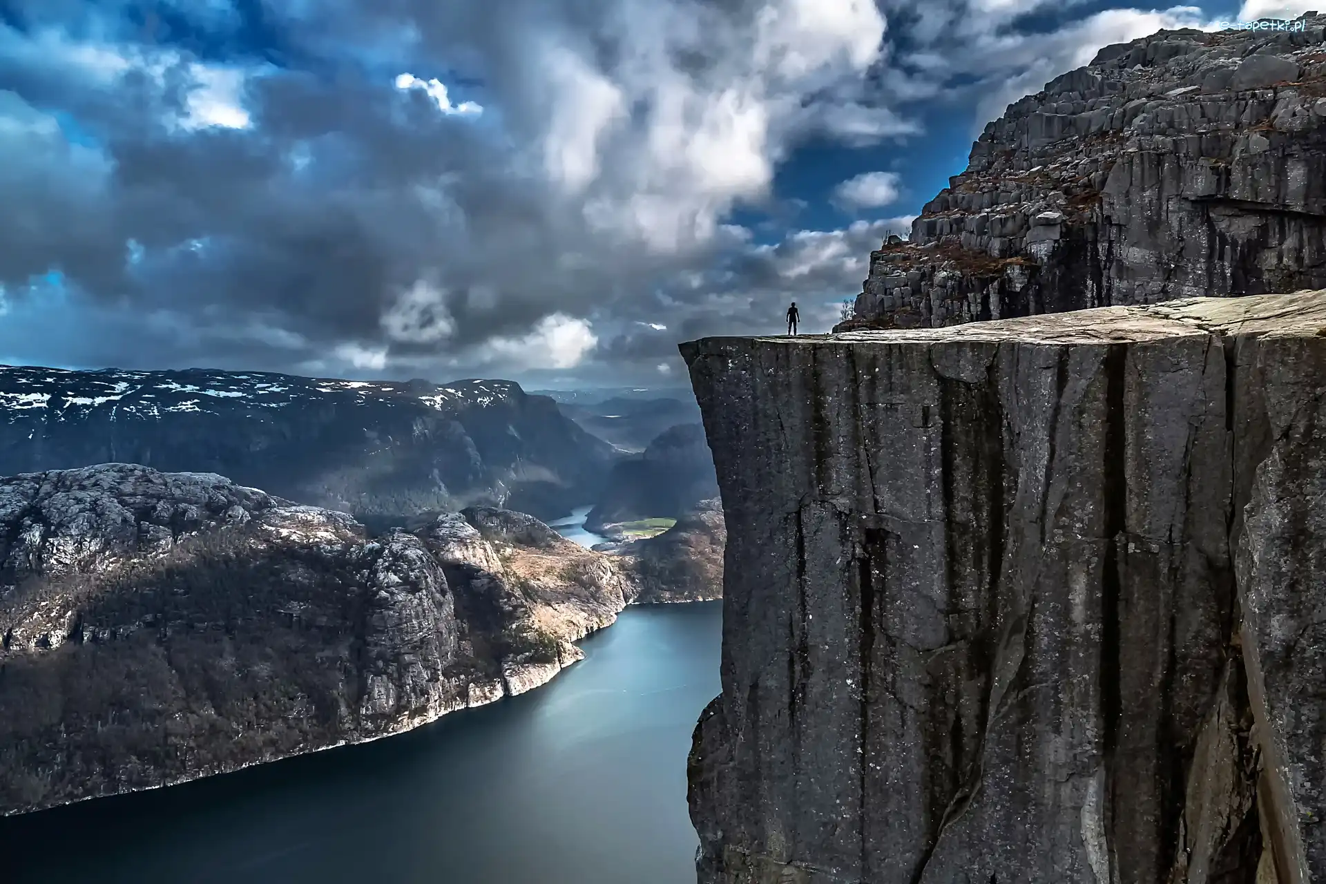 Fiord Lysefjorden, Góry, Norwegia, Klif Preikestolen