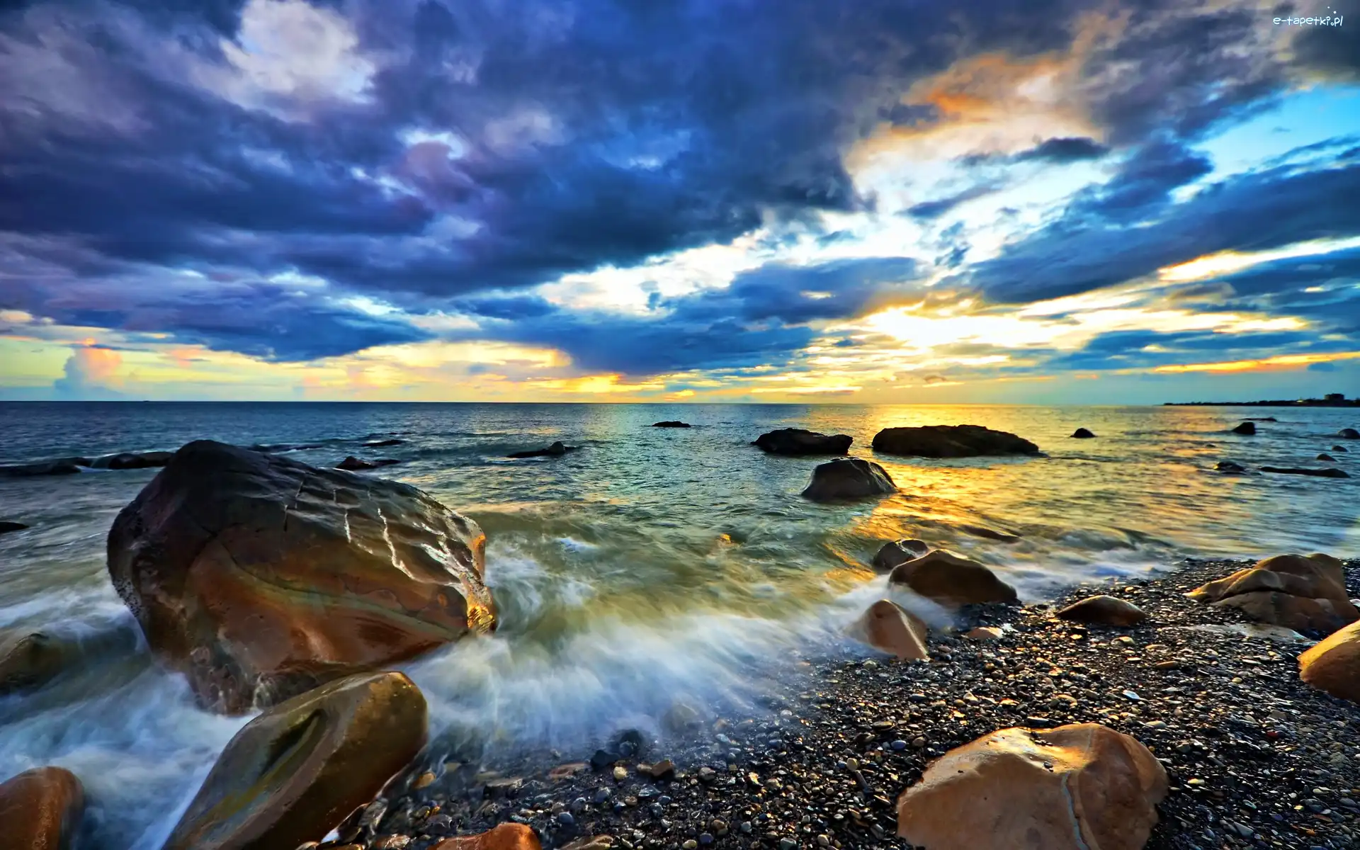 Kamienista, Morze, Plaża, Chmury, Fale
