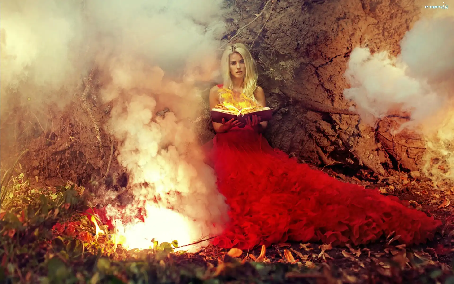 Ogień, Las, Książka, Fantasy, Blondynka, Kobieta
