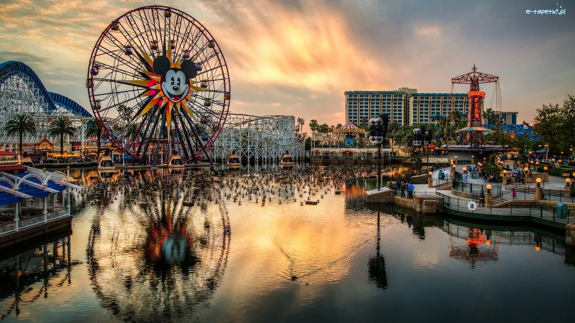 Diabelski młyn, Anaheim, Disneyland, Rzeka, Kalifornia, Stany Zjednoczone