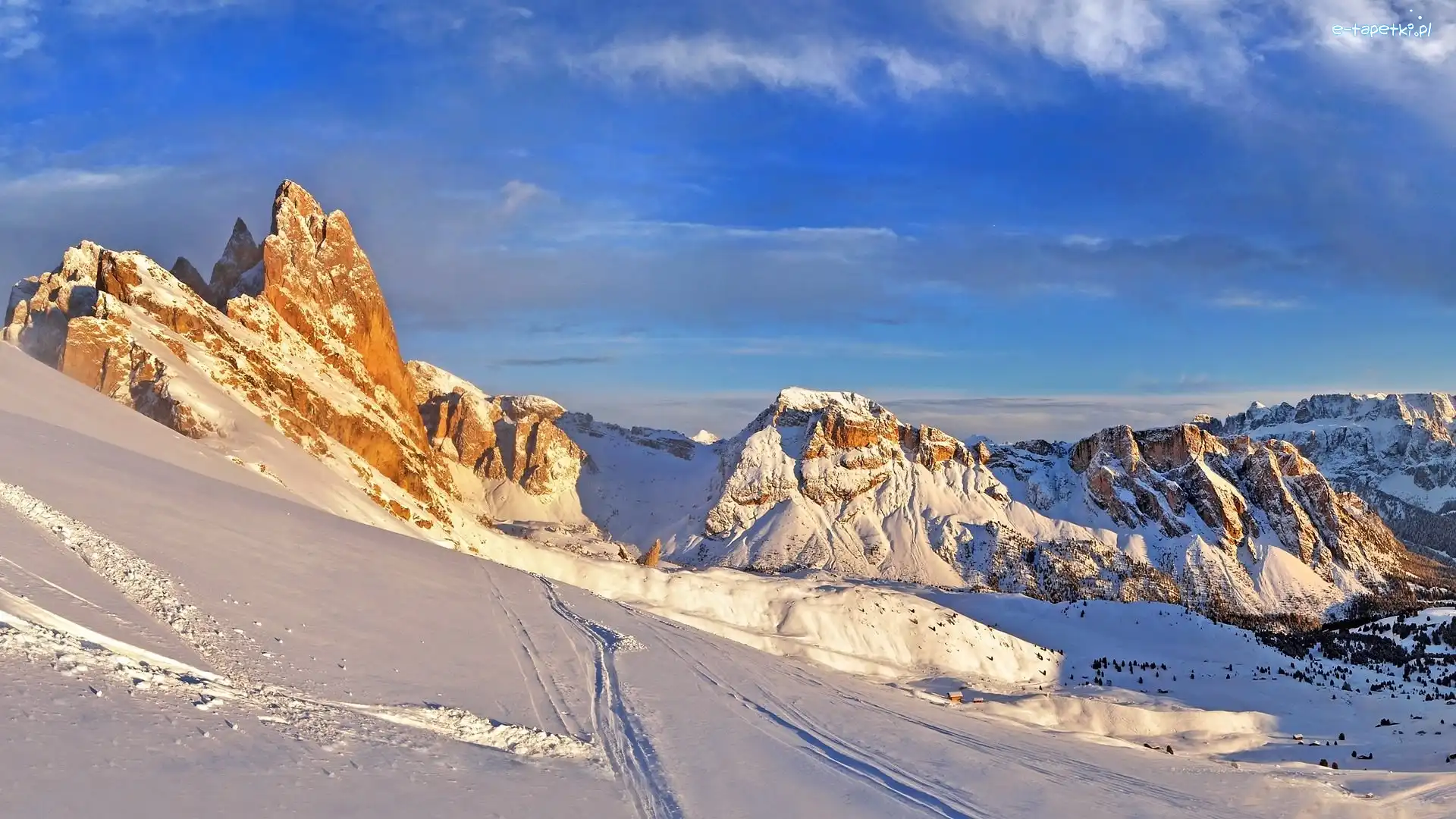 Zima, Dolomity, Włochy, Val Gardena, Dolina
