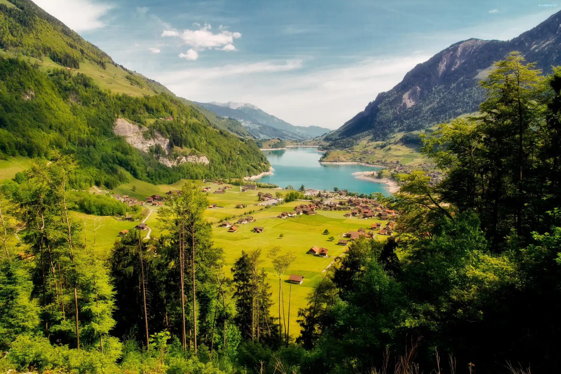 Góry, Wieś, Las, Jezioro