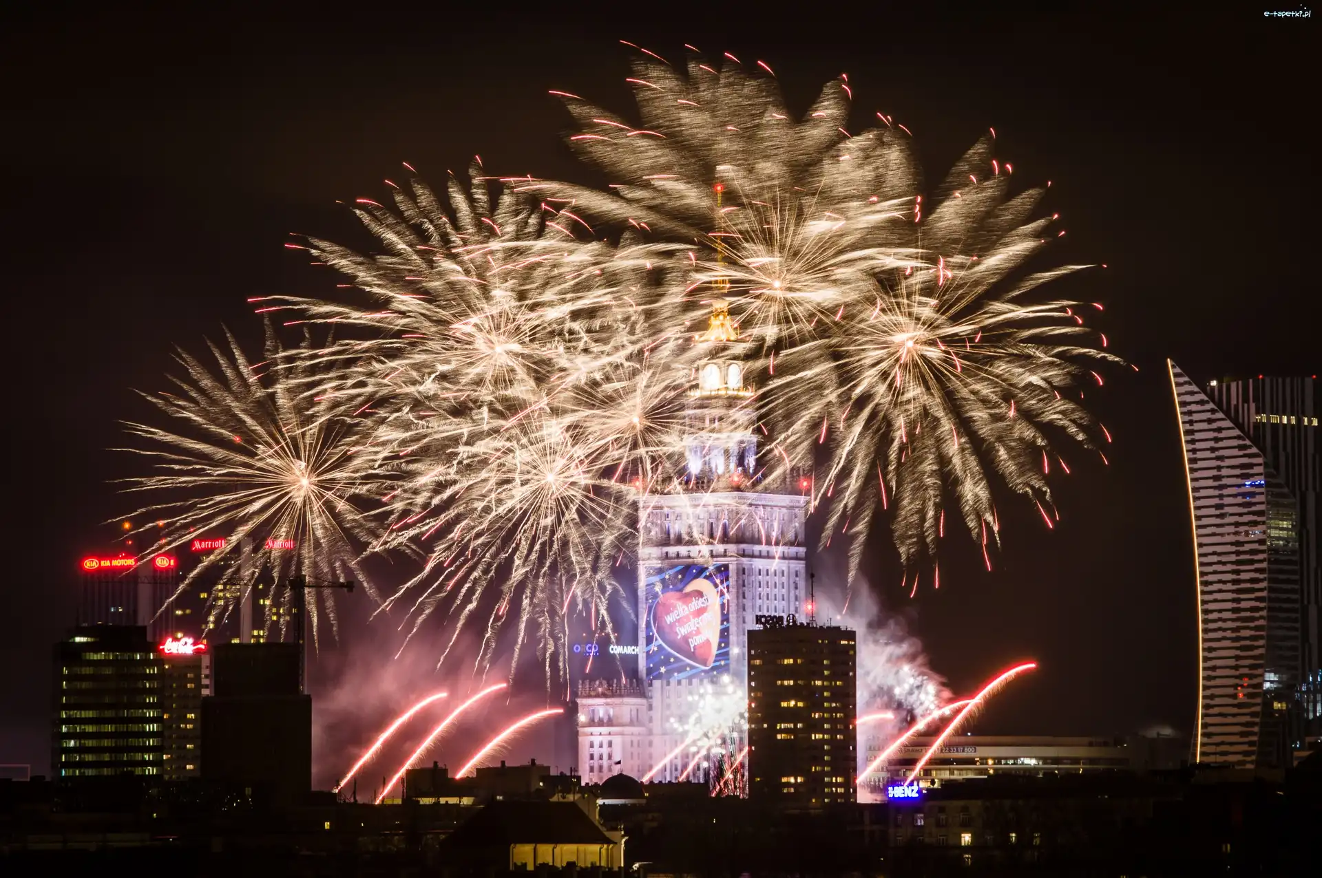 Warszawa, Fajerwerki, Pałac Kultury, WOŚP