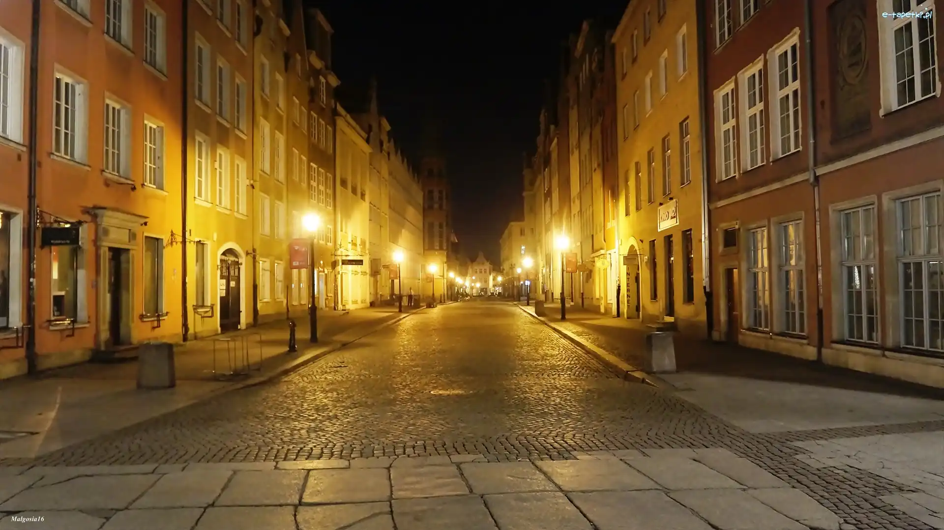 Uliczka, Kamienice, Noc, Gdańsk, Latarnie