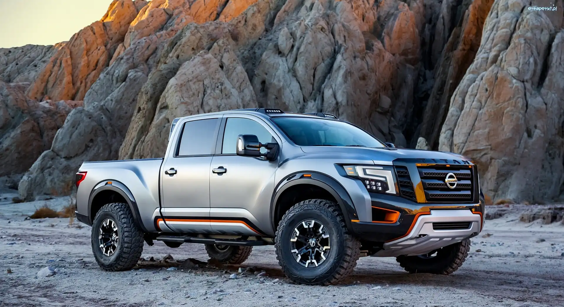 Skały, Titan Warrior, Nissan