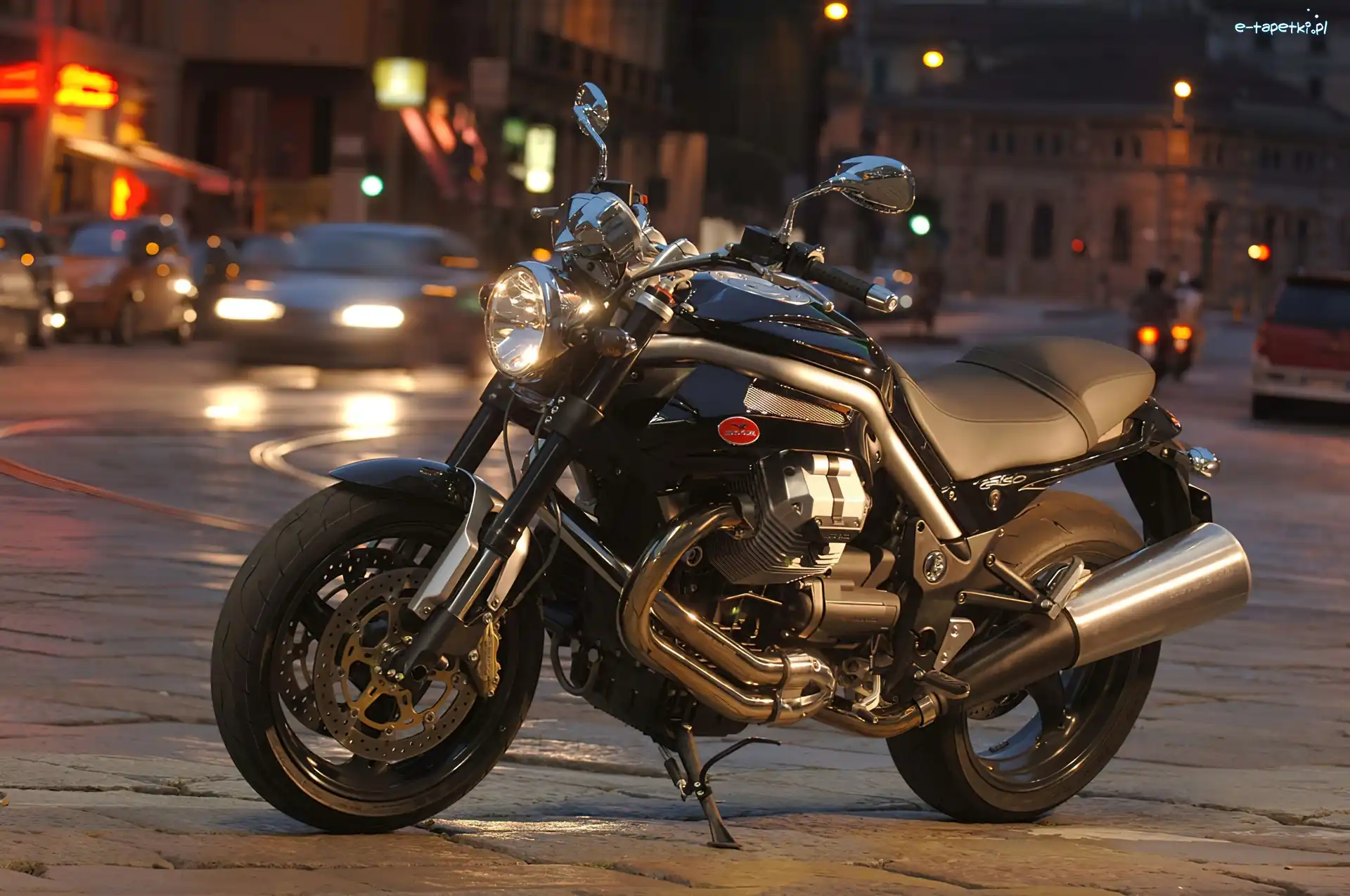 tłumik , kierownica, opony, koła, lusterka, siedzenie , światła , Moto Guzzi