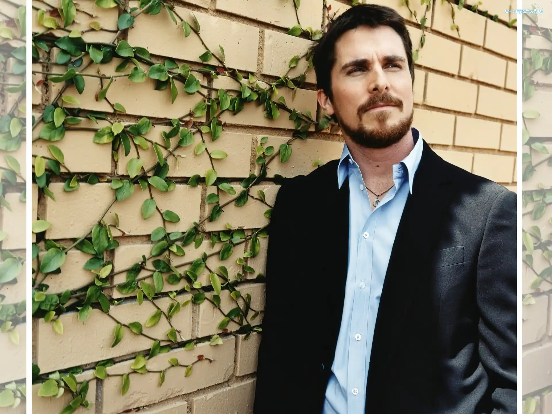 niebieska koszula, broda, Christian Bale