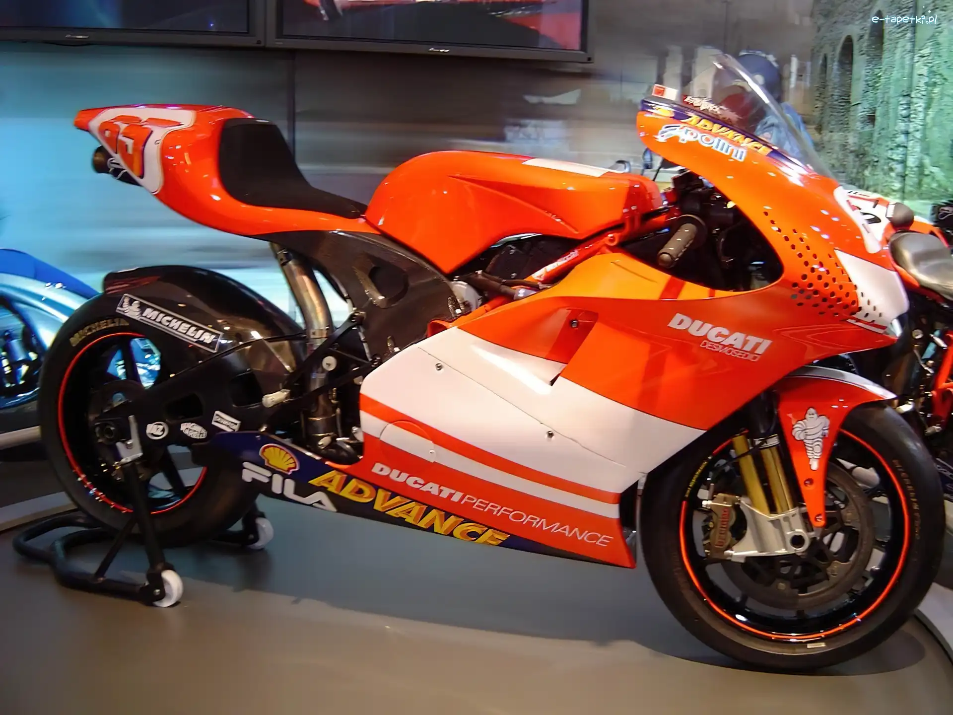 Ducati Desmosedici, Pomarańczowe