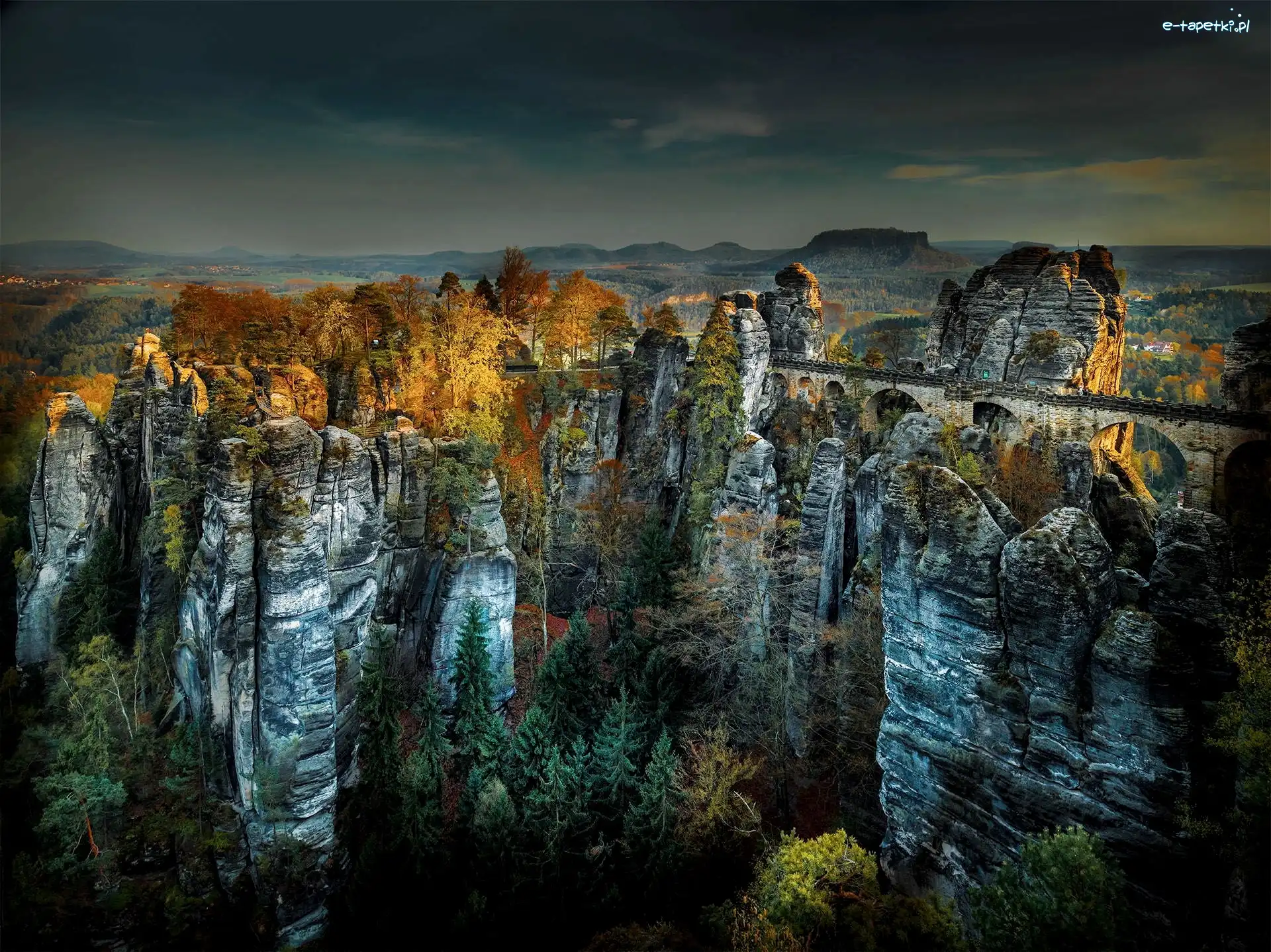 Skały, Formacja skalna Bastei, Most, Park Narodowy Saskiej Szwajcarii, Niemcy, Góry Połabskie, Skały