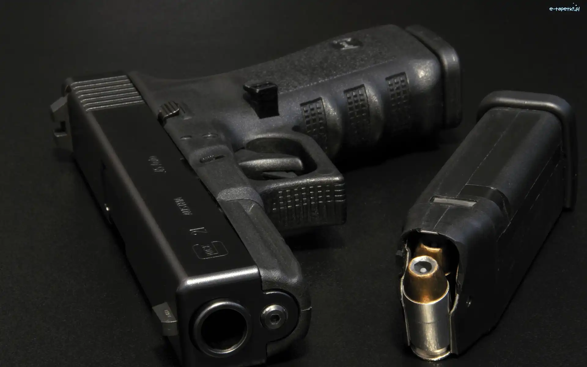 Pistolet, Naboje, Magazynek, Broń