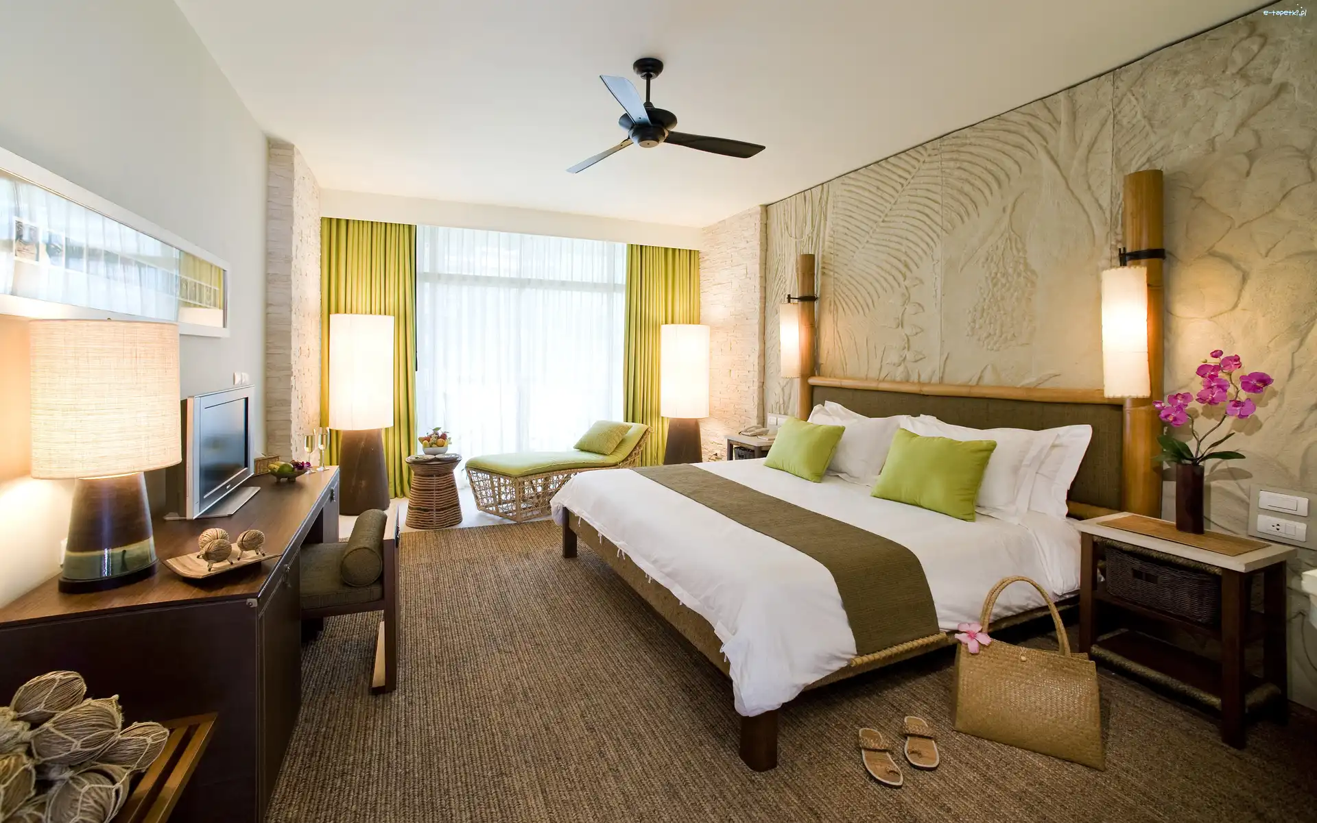 Pokój hotelowy, Sypialnia, Łóżko