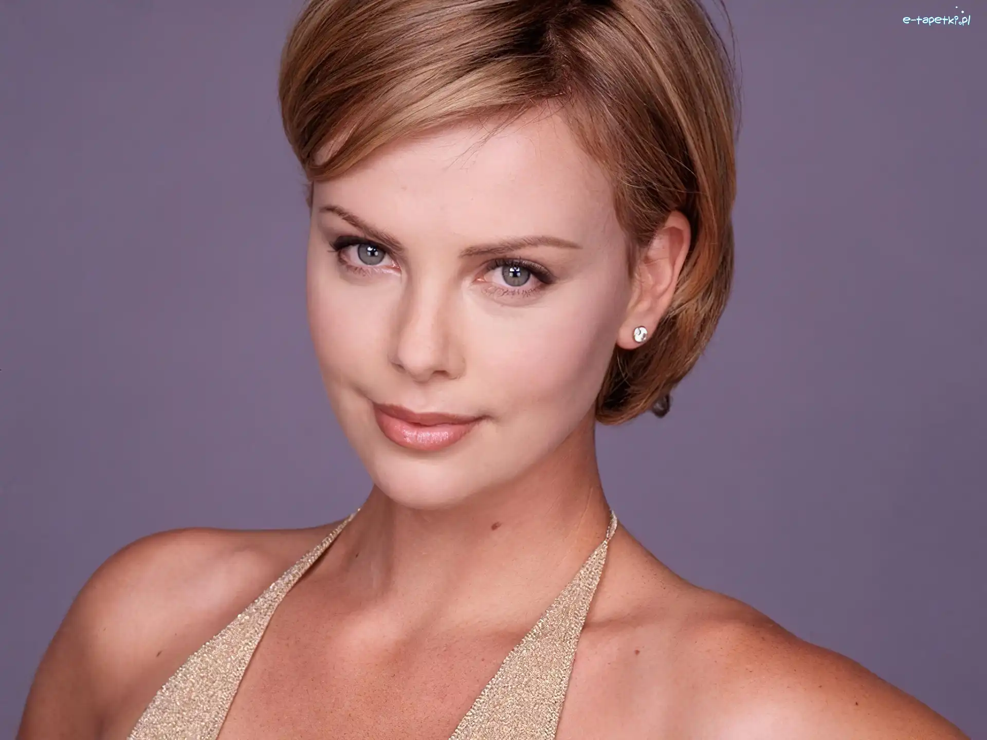 usta, beżowe, Charlize Theron