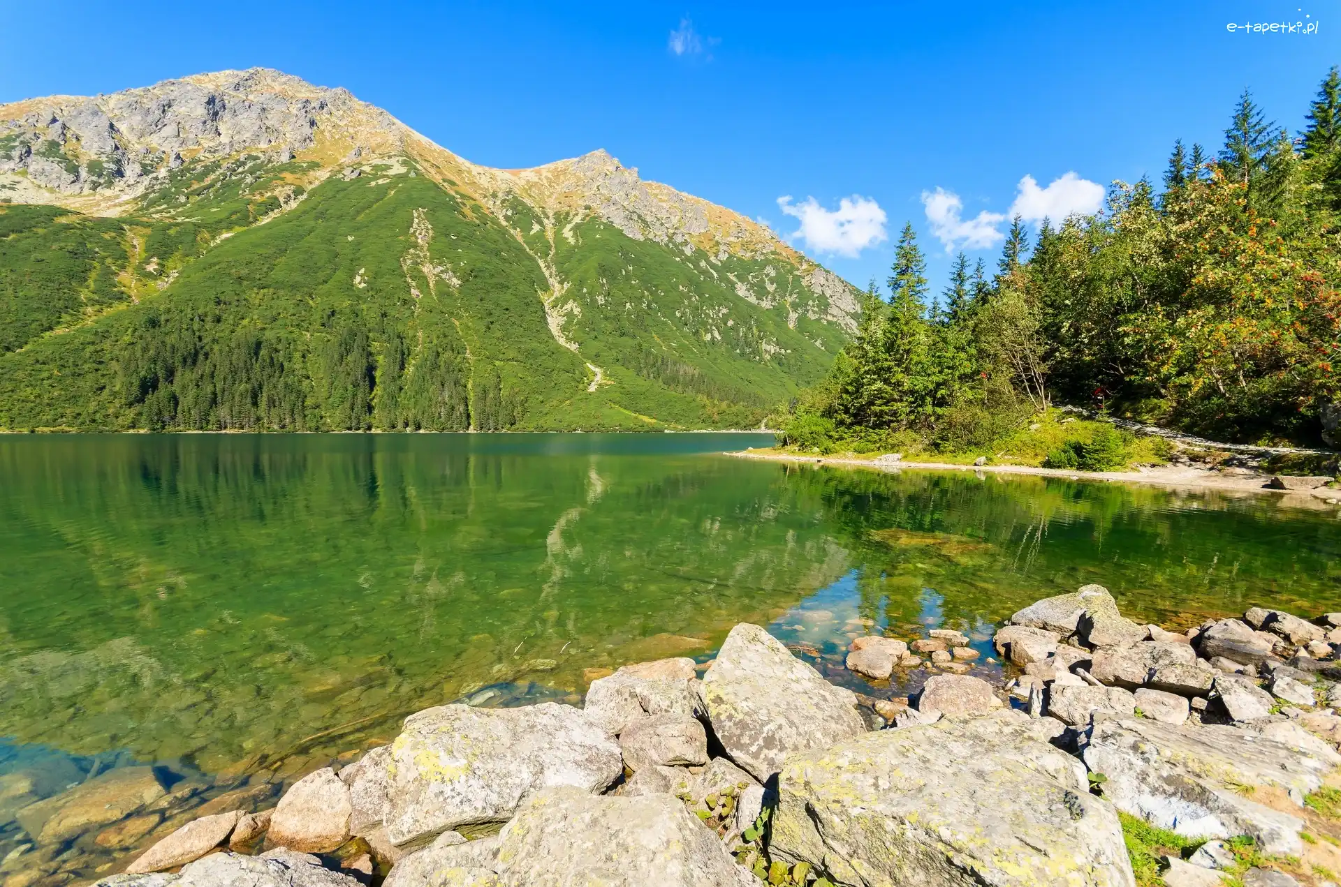Kamienie, Jezioro, Góry