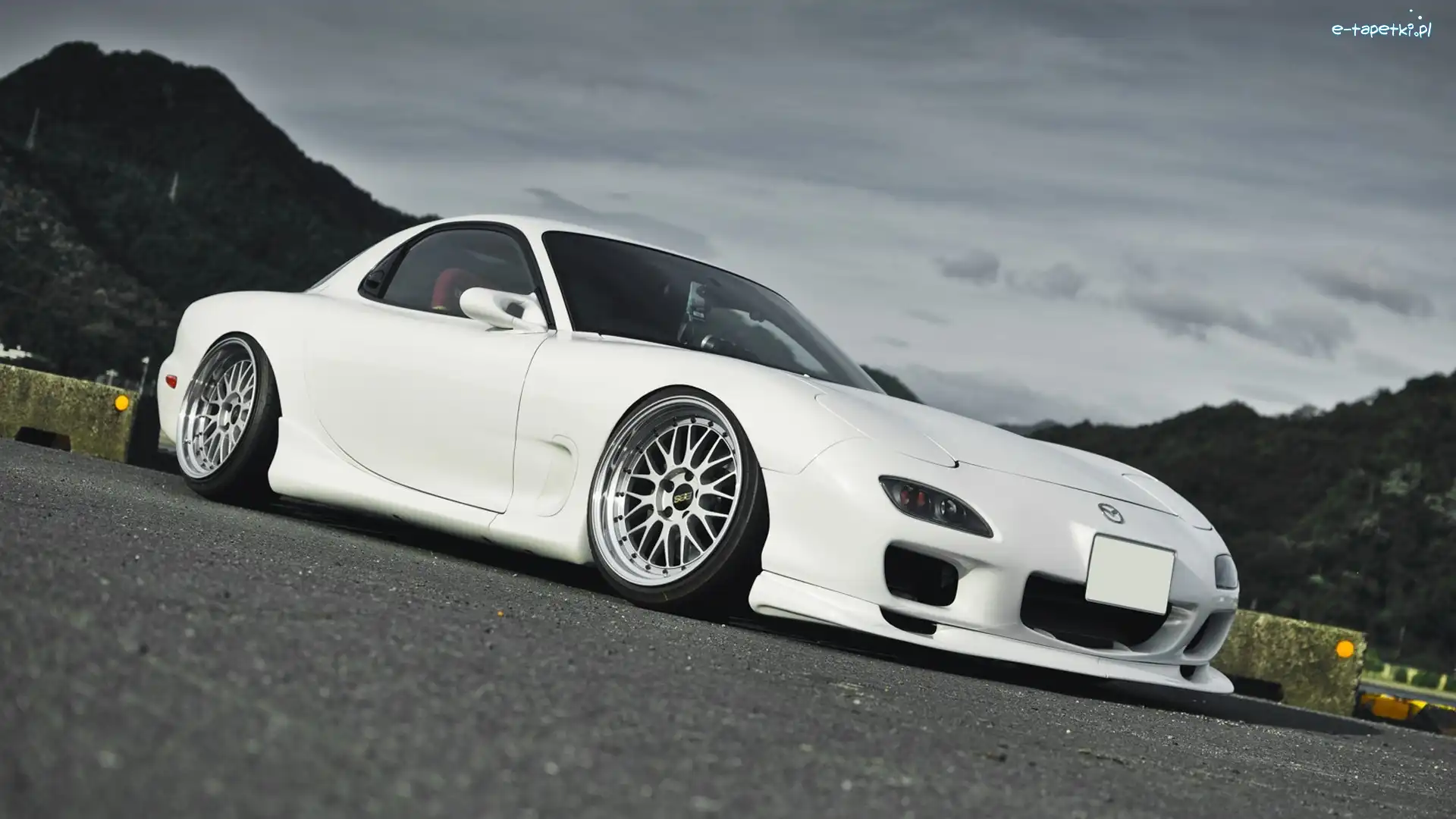 Samochód, Mazda RX7