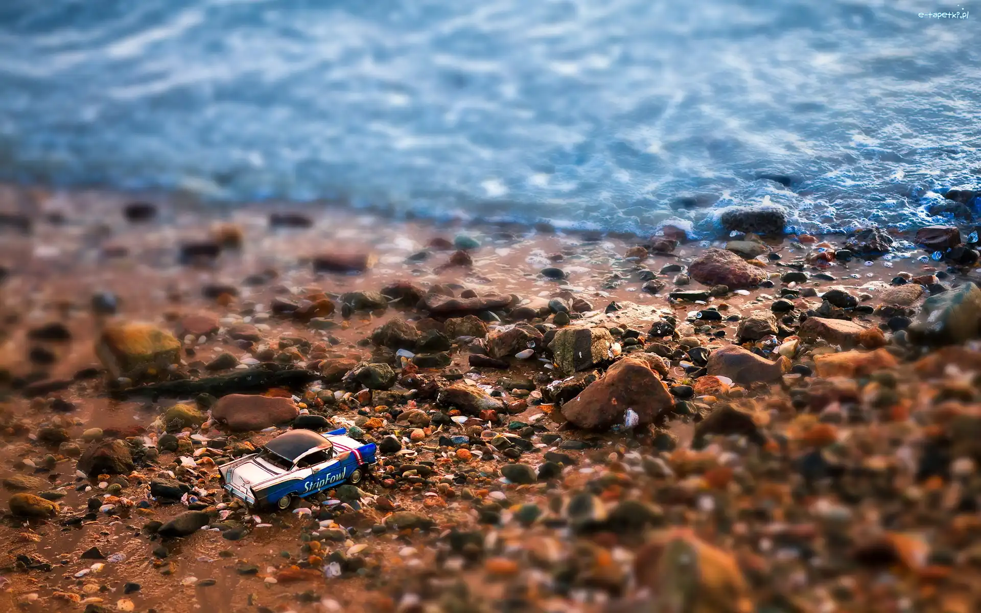 Samochodzik, Brzeg, Kamienie, Zabawka, Woda, Morze