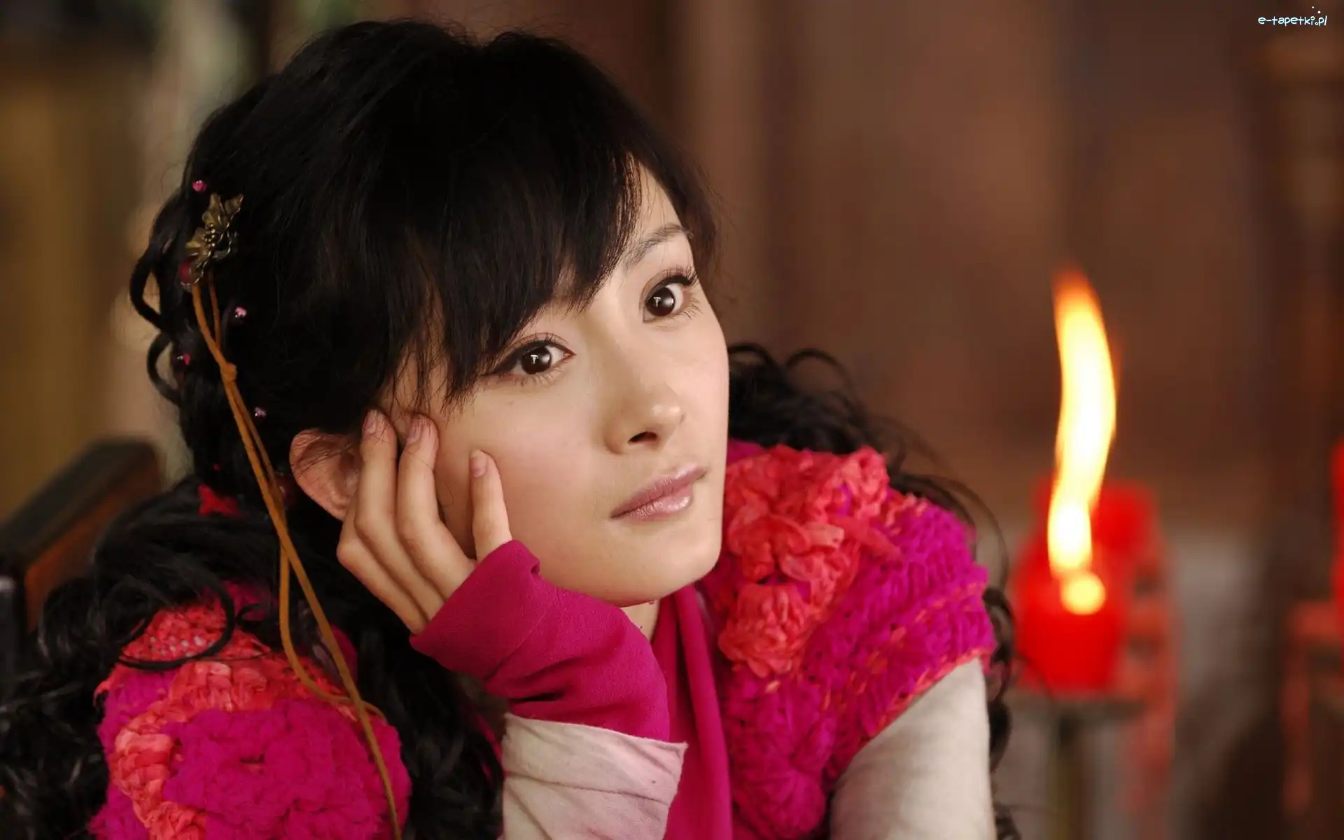 Yang Mi, Zamyślona, Aktorka, Płomień, Brunetka, Kobieta